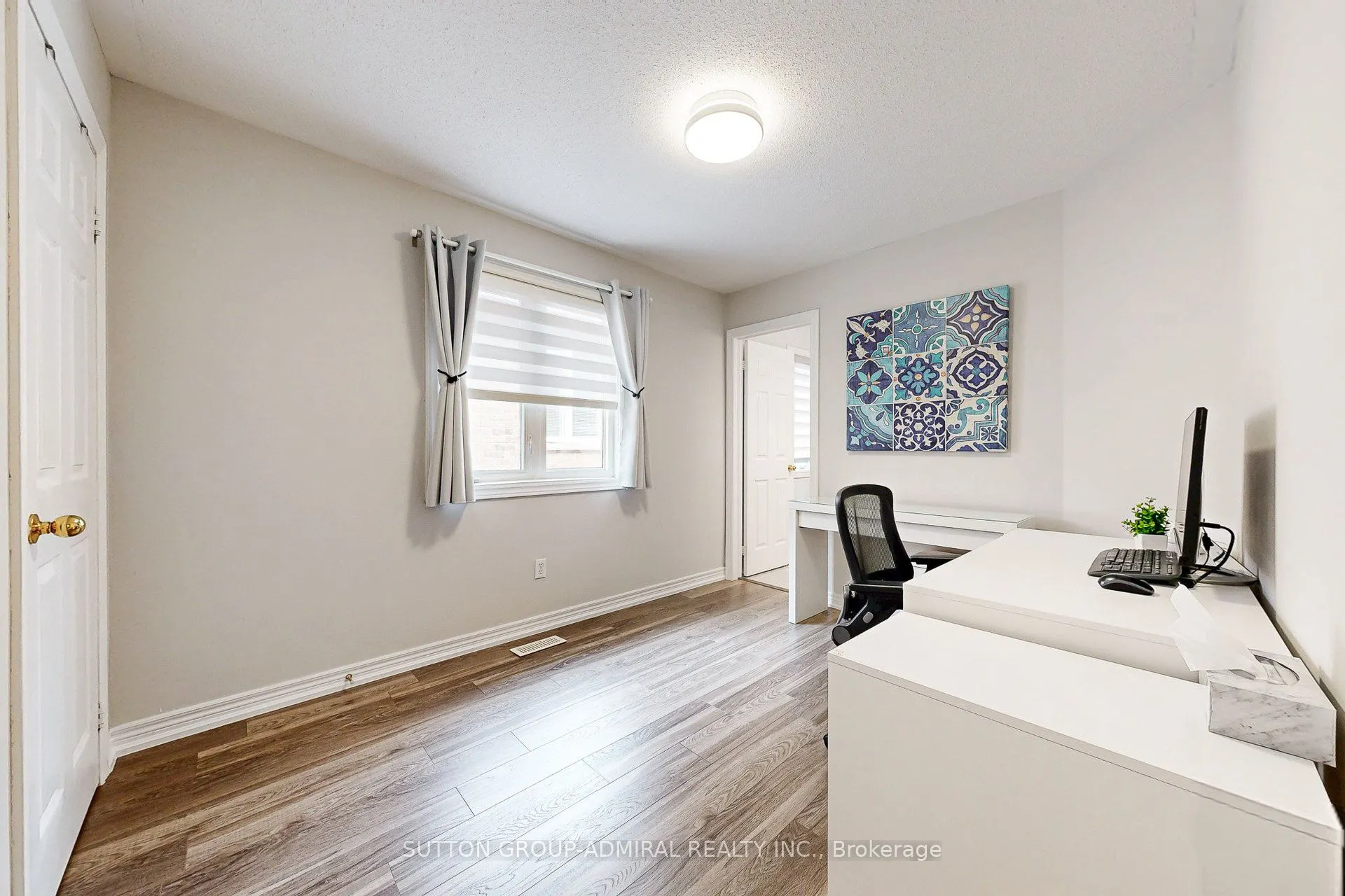 86 Autumn Hill Boulevard