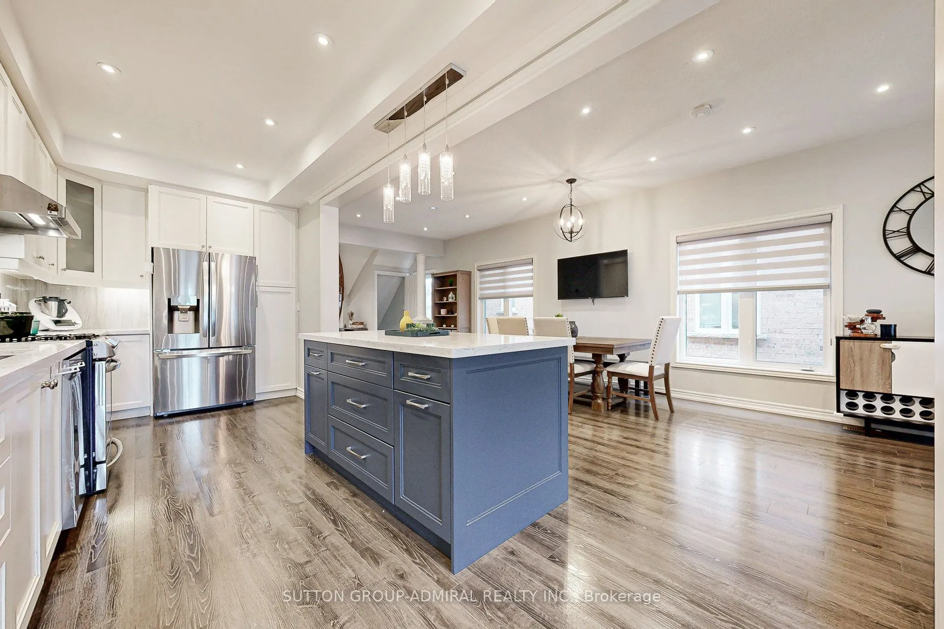 86 Autumn Hill Boulevard
