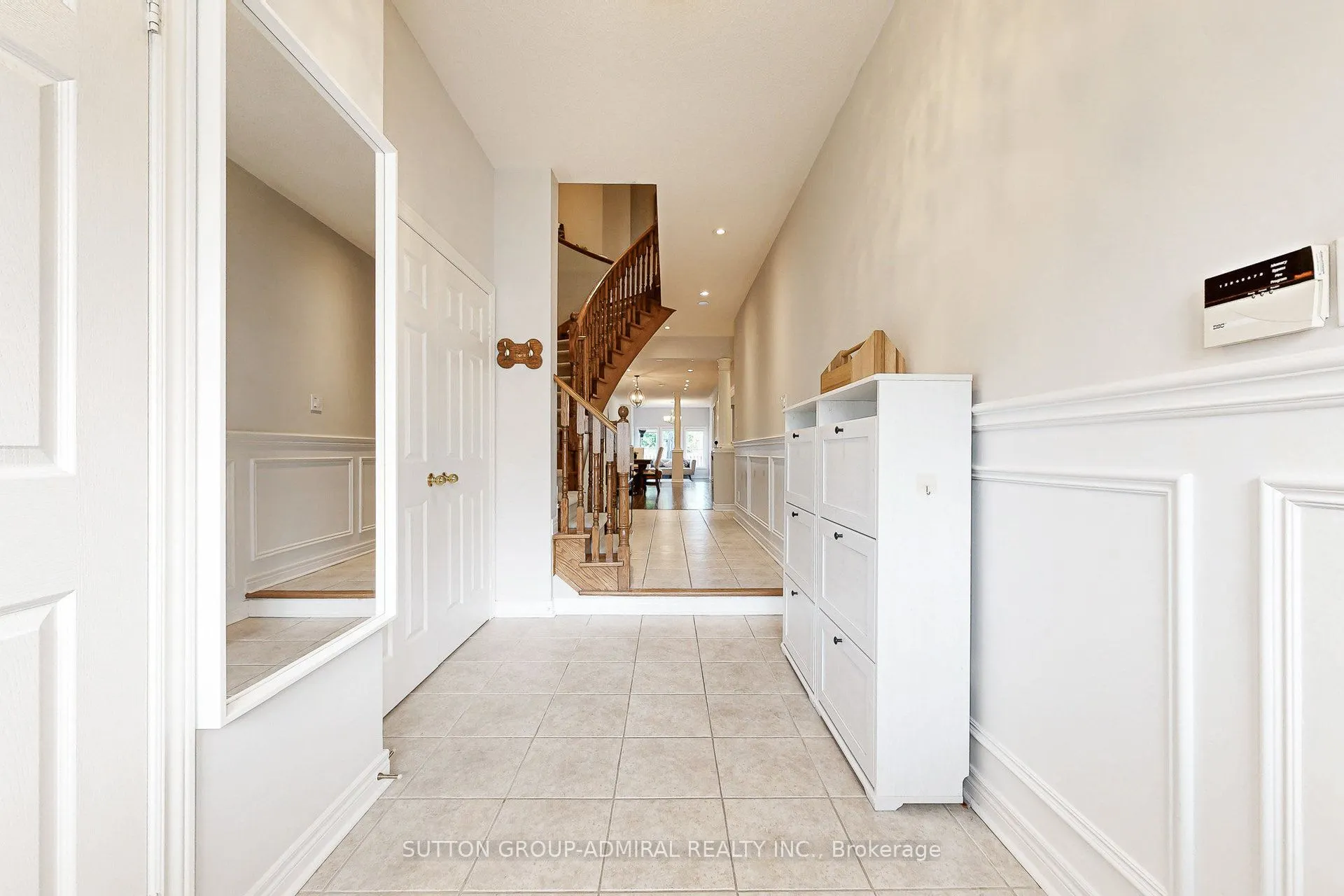 86 Autumn Hill Boulevard