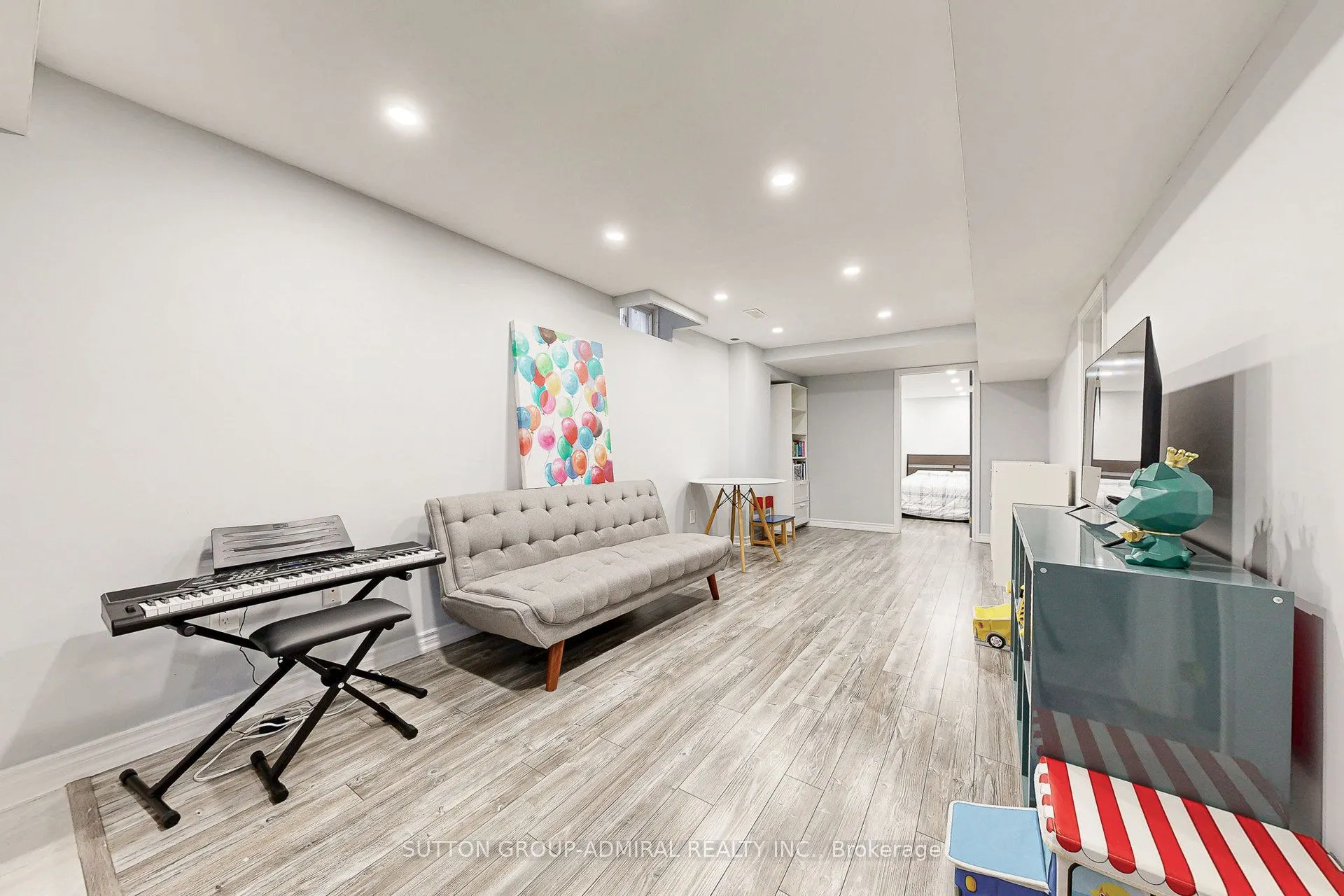86 Autumn Hill Boulevard