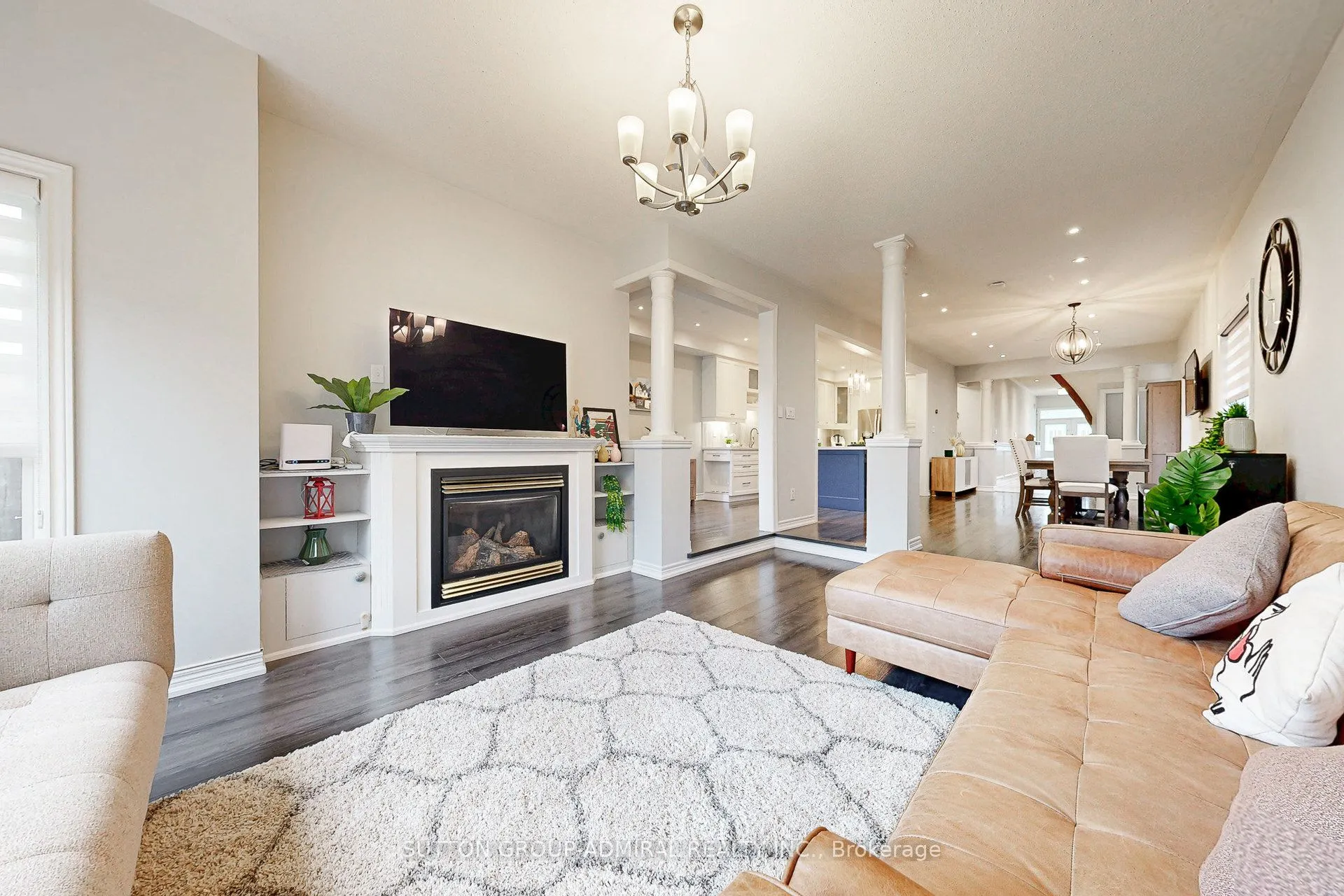 86 Autumn Hill Boulevard
