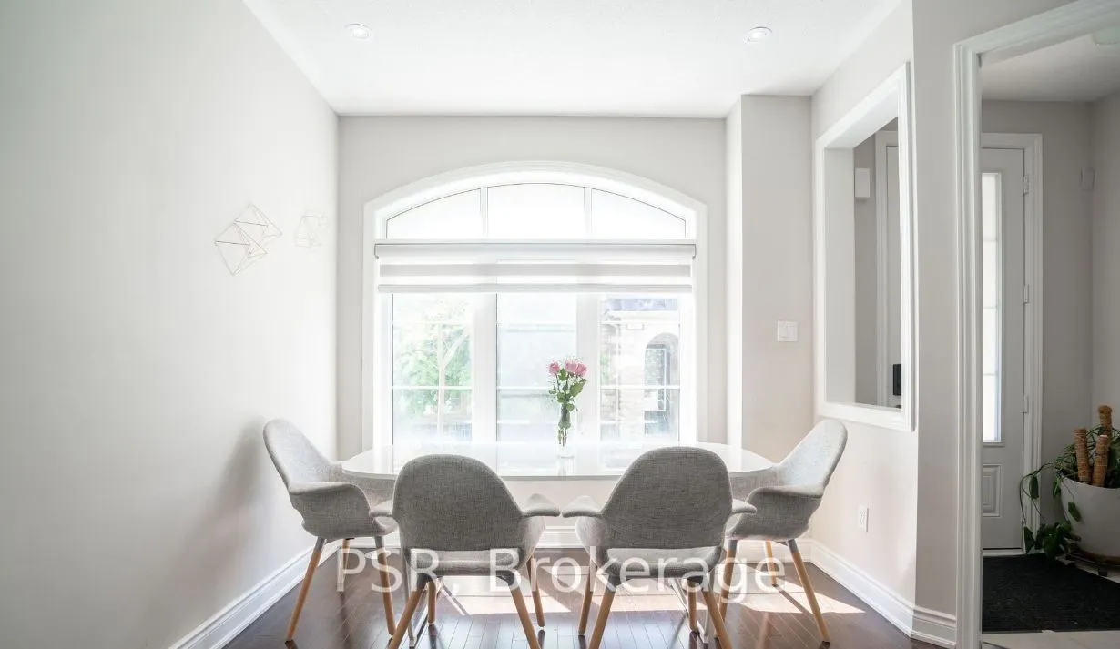 1331 Major Mackenzie Drive W, #29