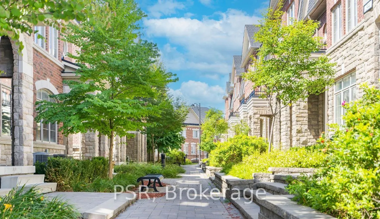 1331 Major Mackenzie Drive W, #29