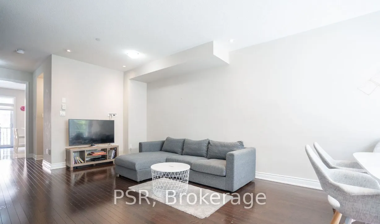1331 Major Mackenzie Drive W, #29