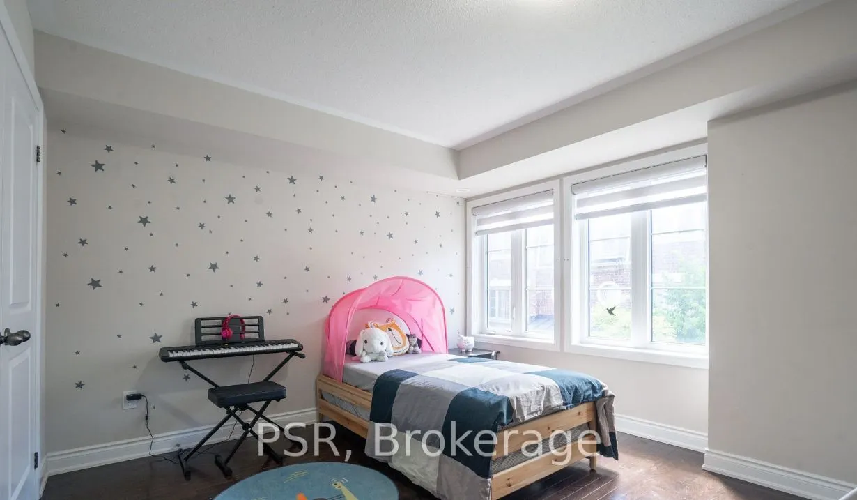 1331 Major Mackenzie Drive W, #29