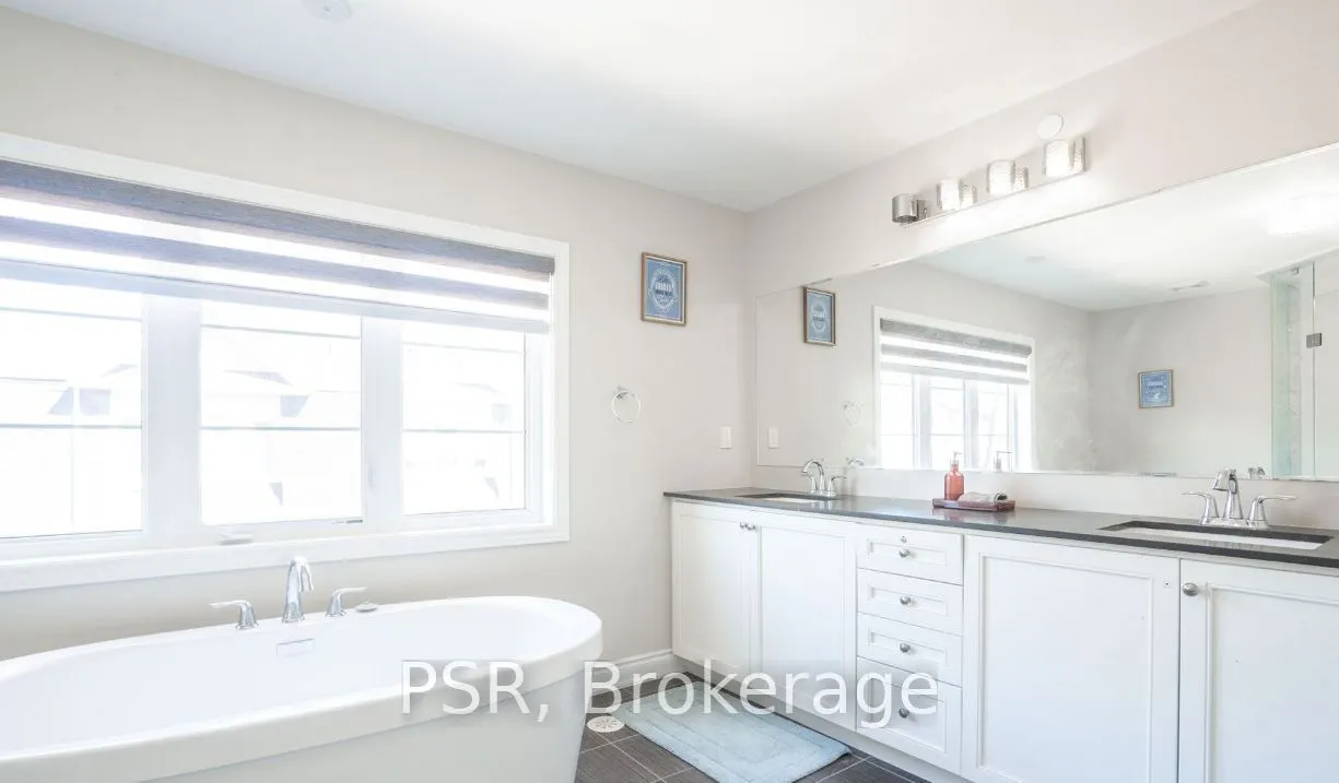 1331 Major Mackenzie Drive W, #29