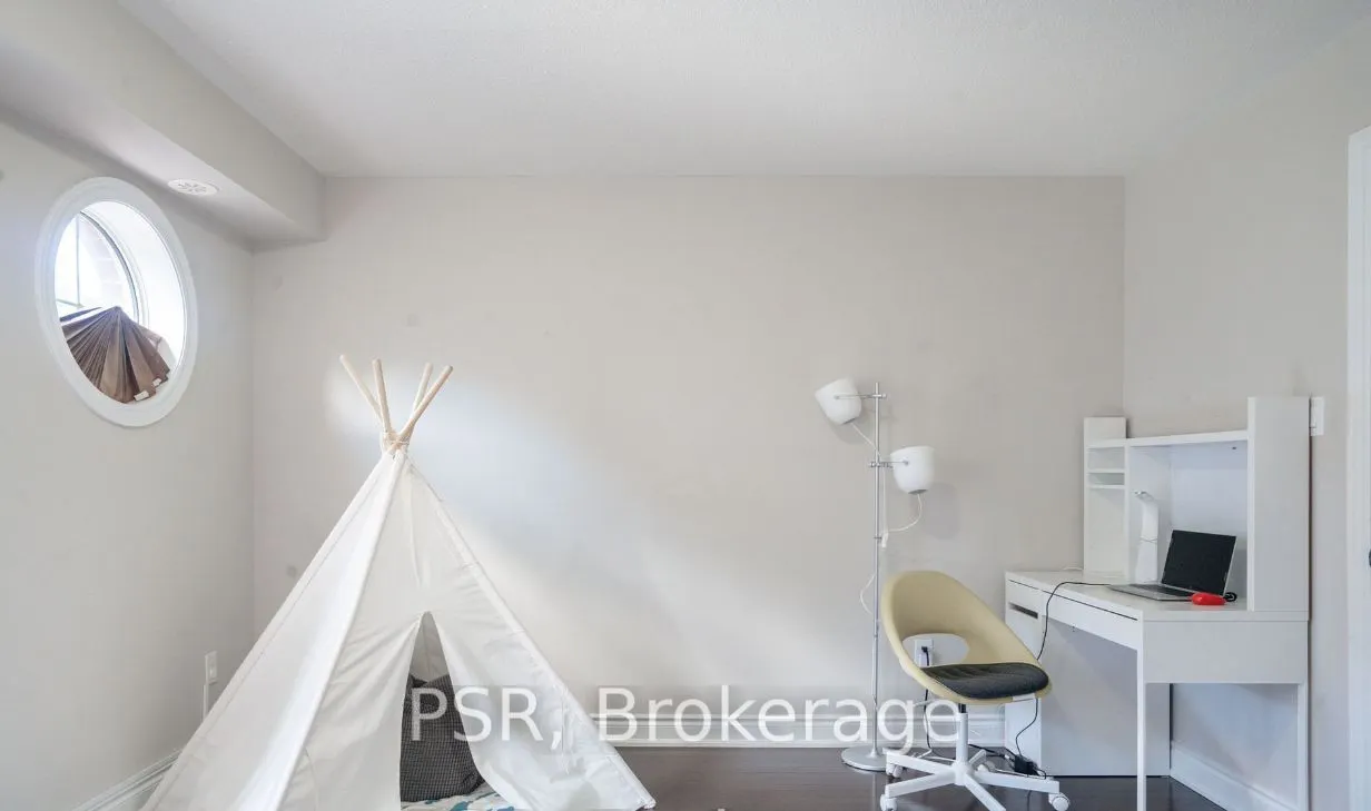 1331 Major Mackenzie Drive W, #29