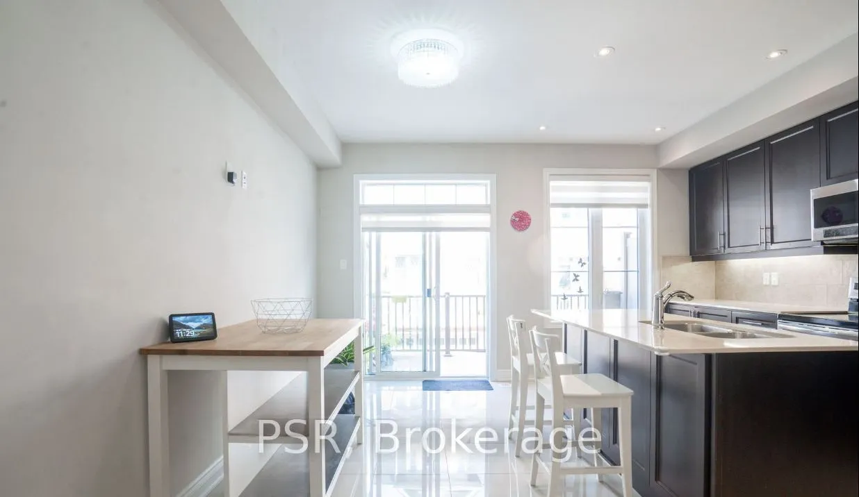 1331 Major Mackenzie Drive W, #29