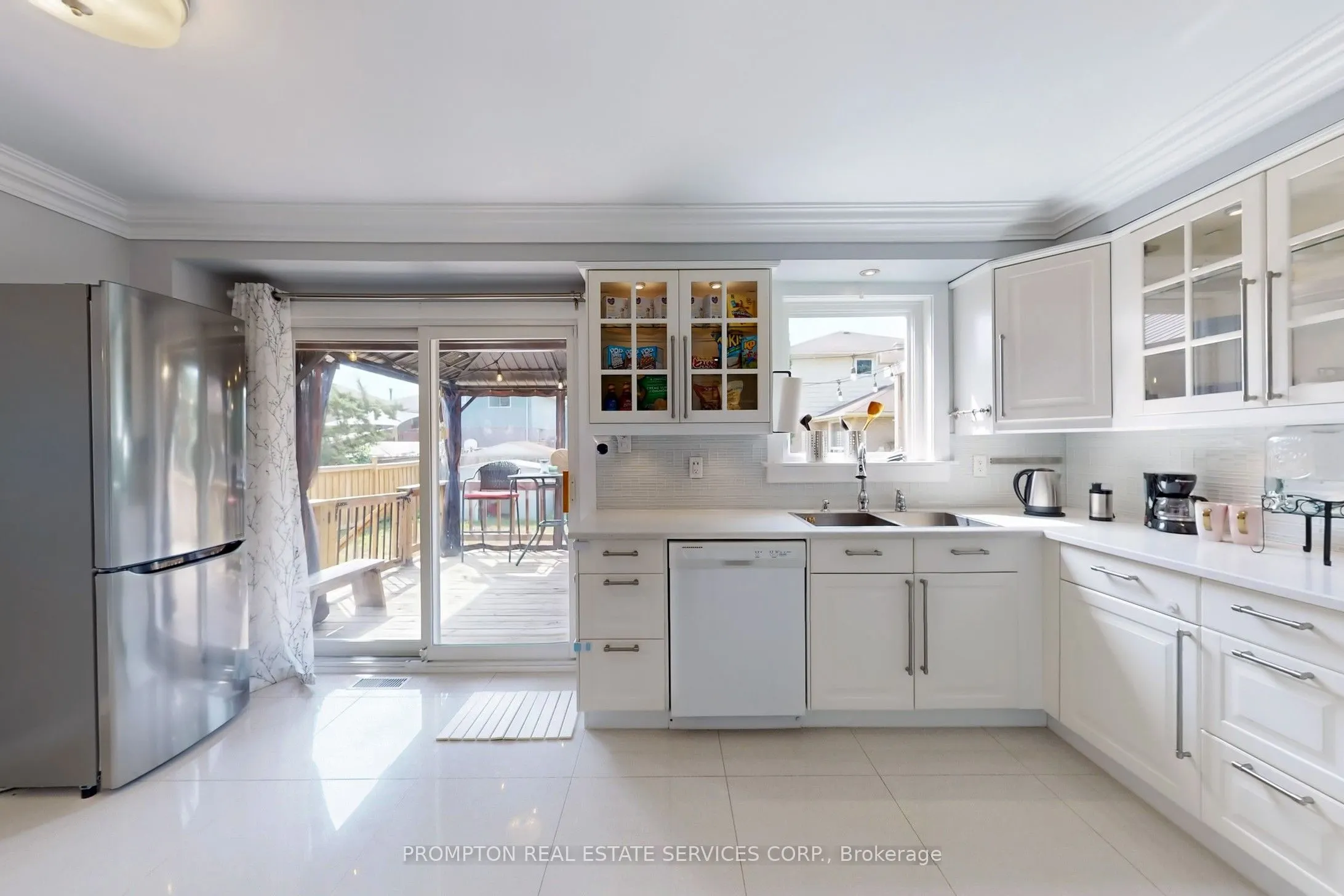 89 Riverglen Drive