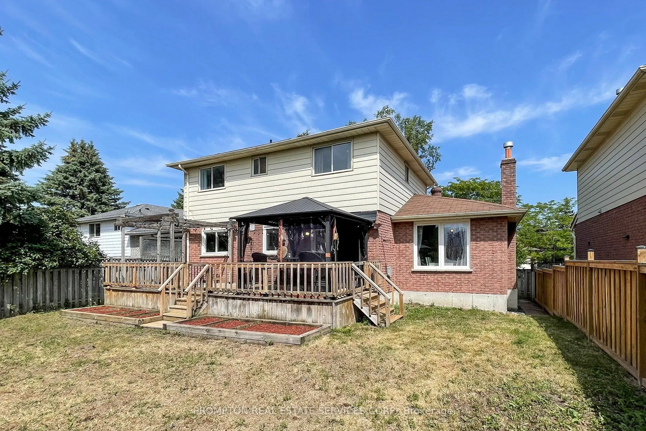 89 Riverglen Drive