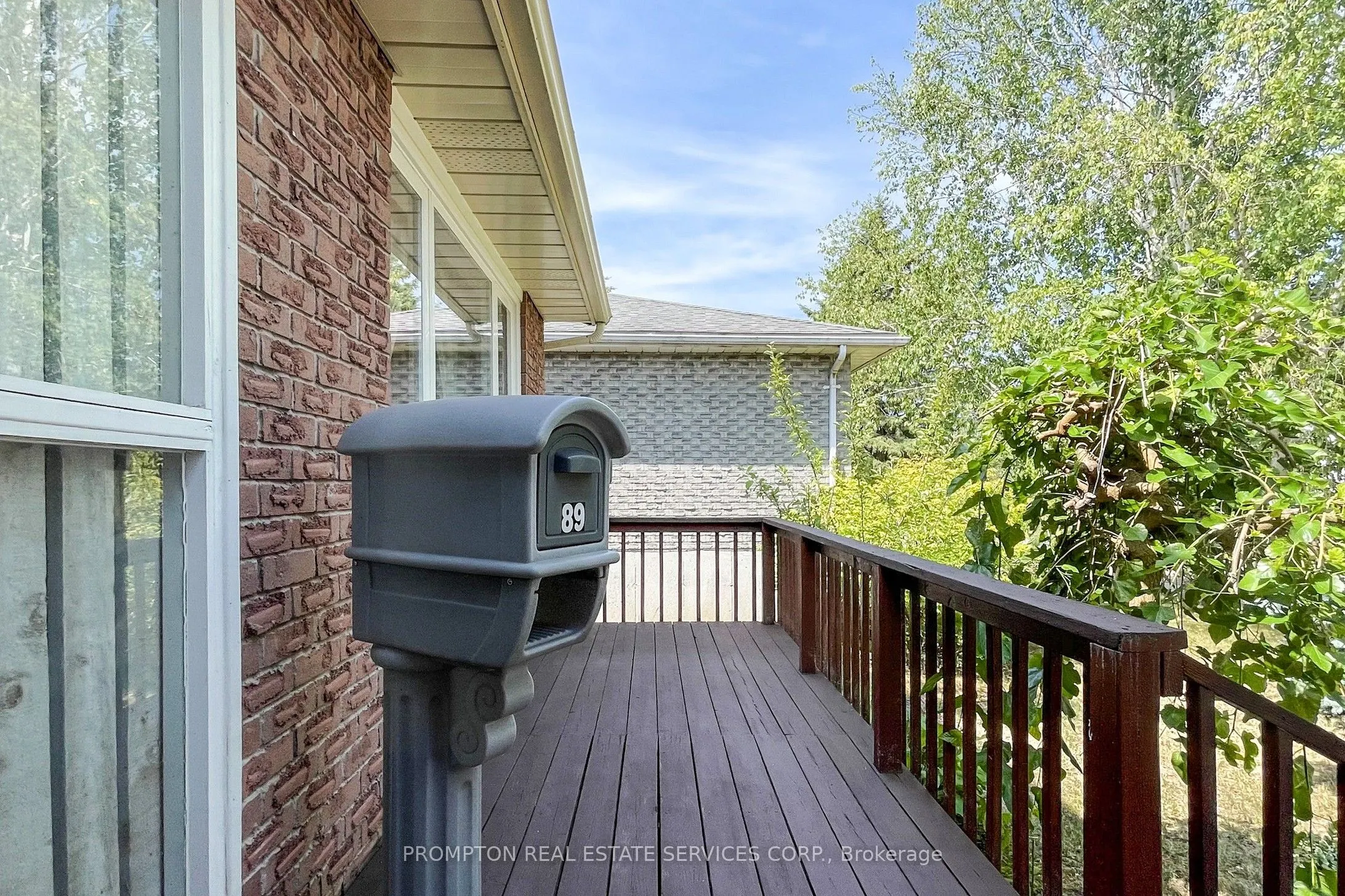 89 Riverglen Drive