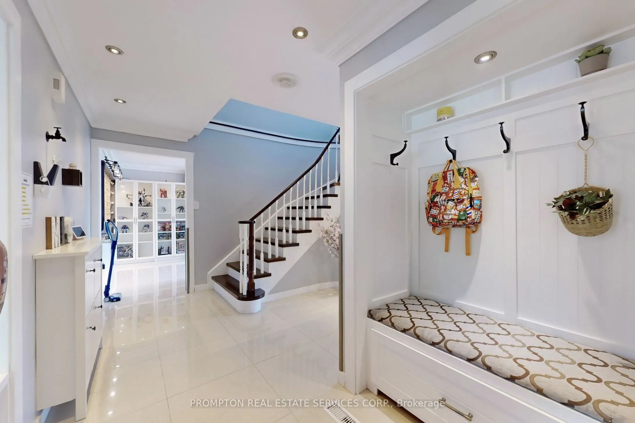 89 Riverglen Drive