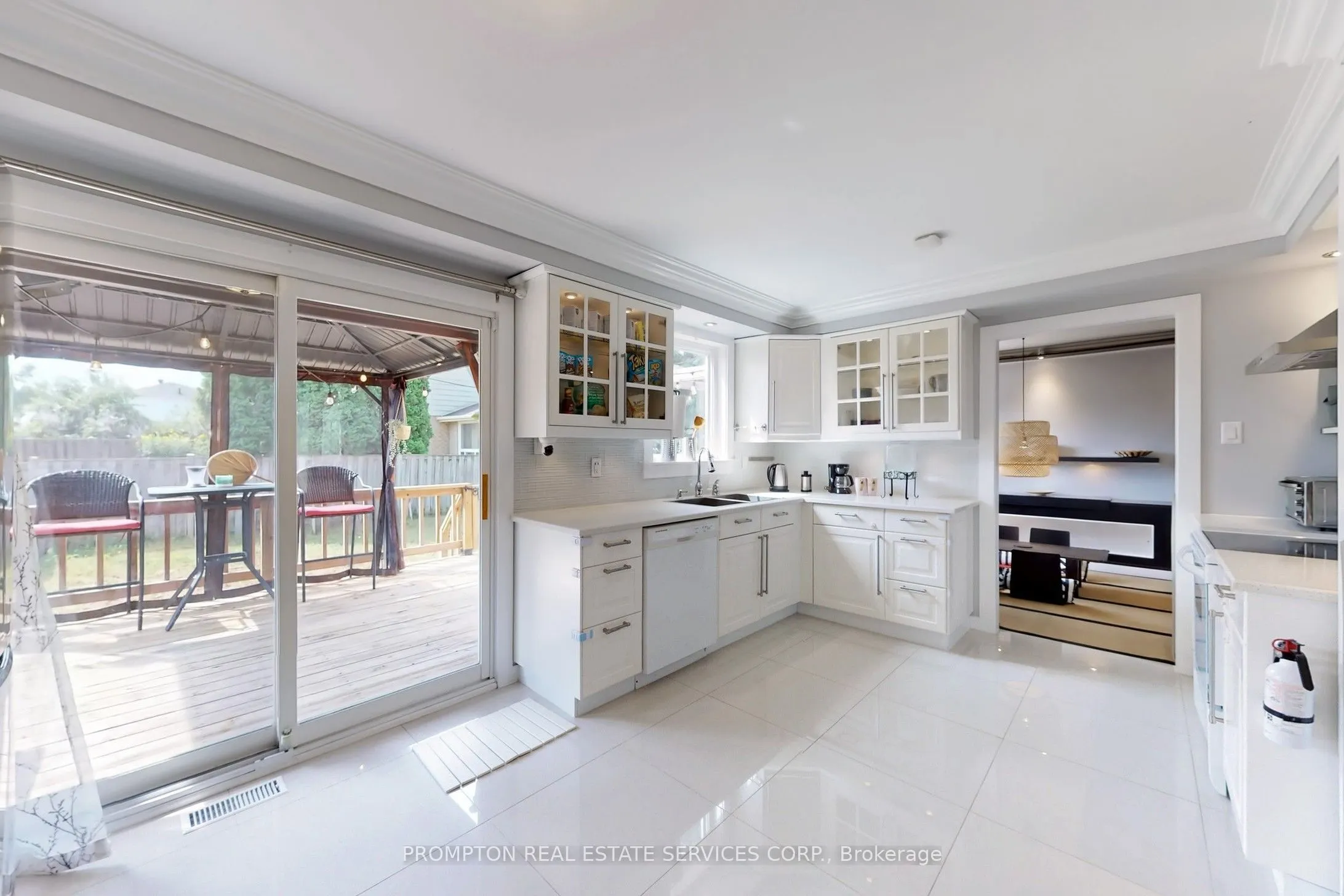 89 Riverglen Drive