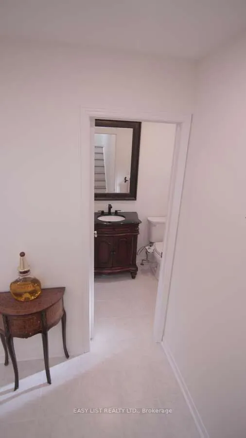 831 Firth Court