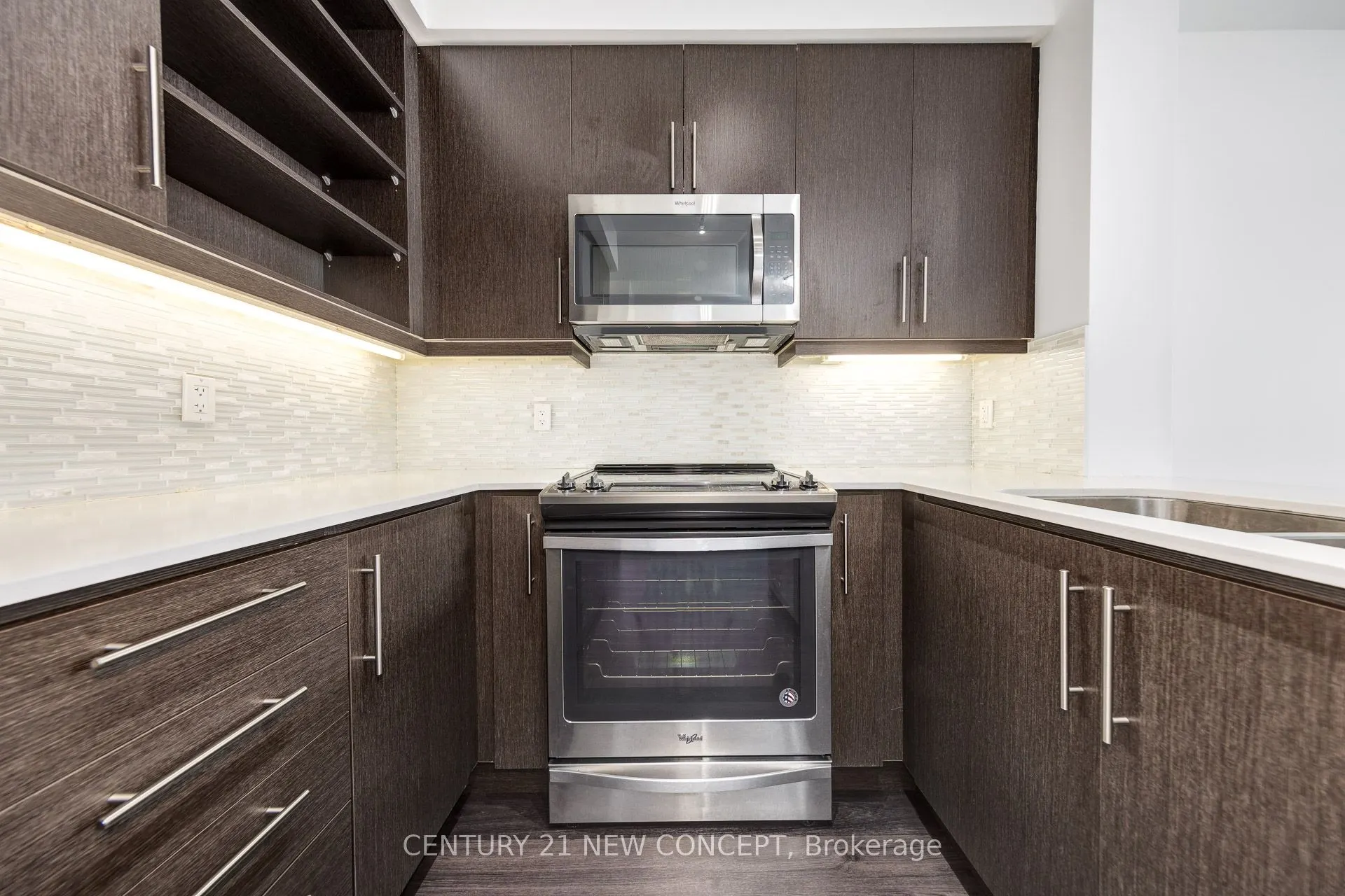 65 Oneida Crescent, #Ph10