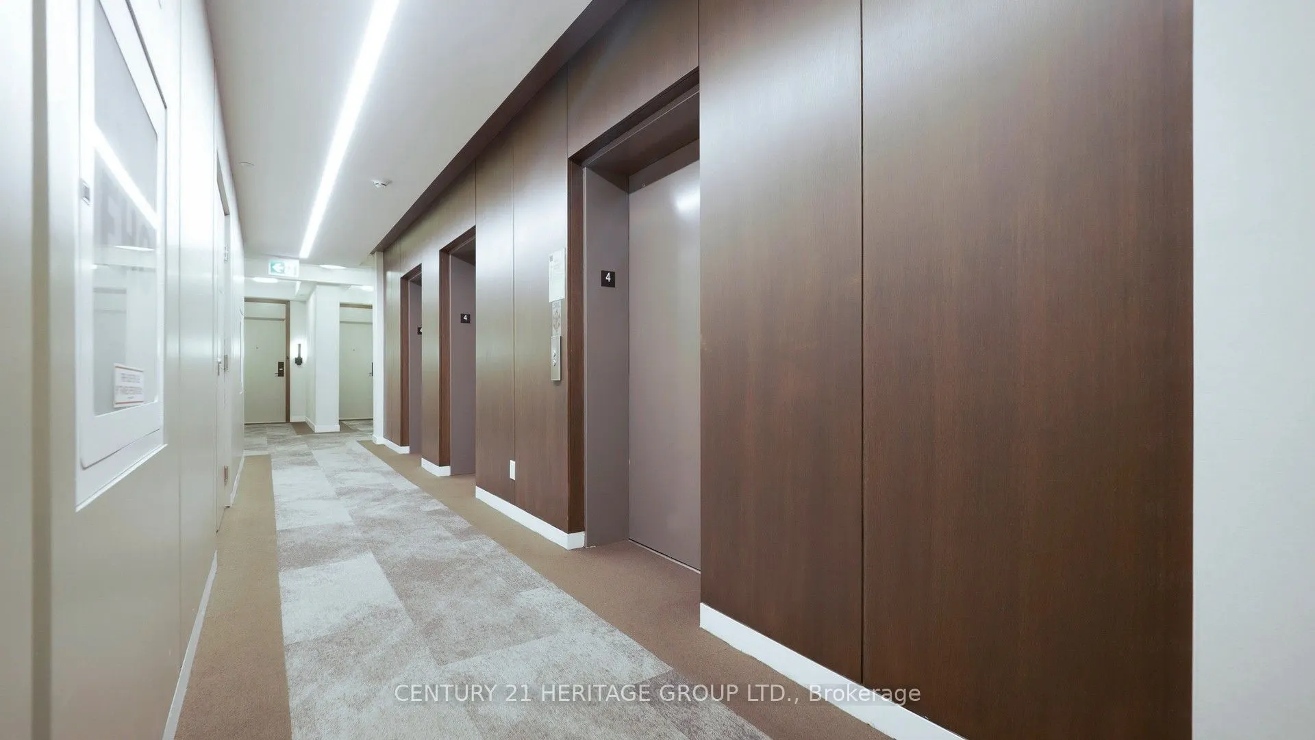 8888 Yonge Street N, #414