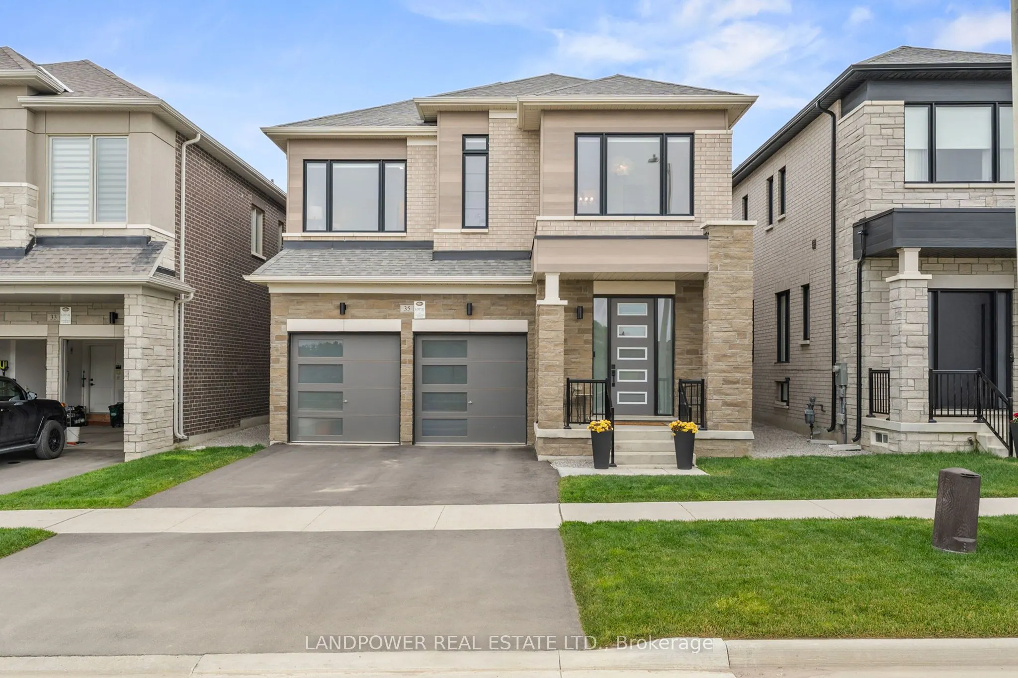 35 Longworth Avenue