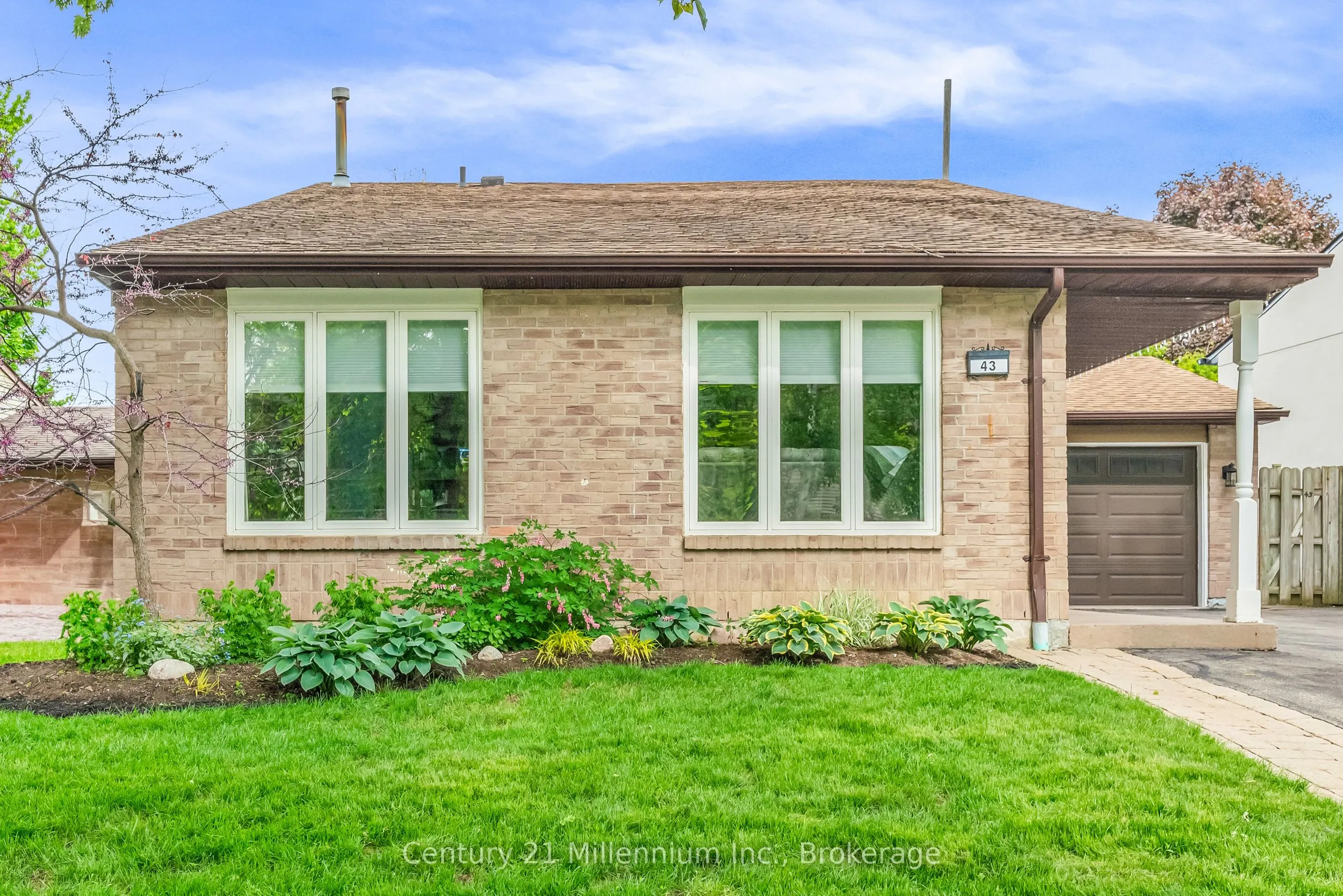 43 Stoddart Drive