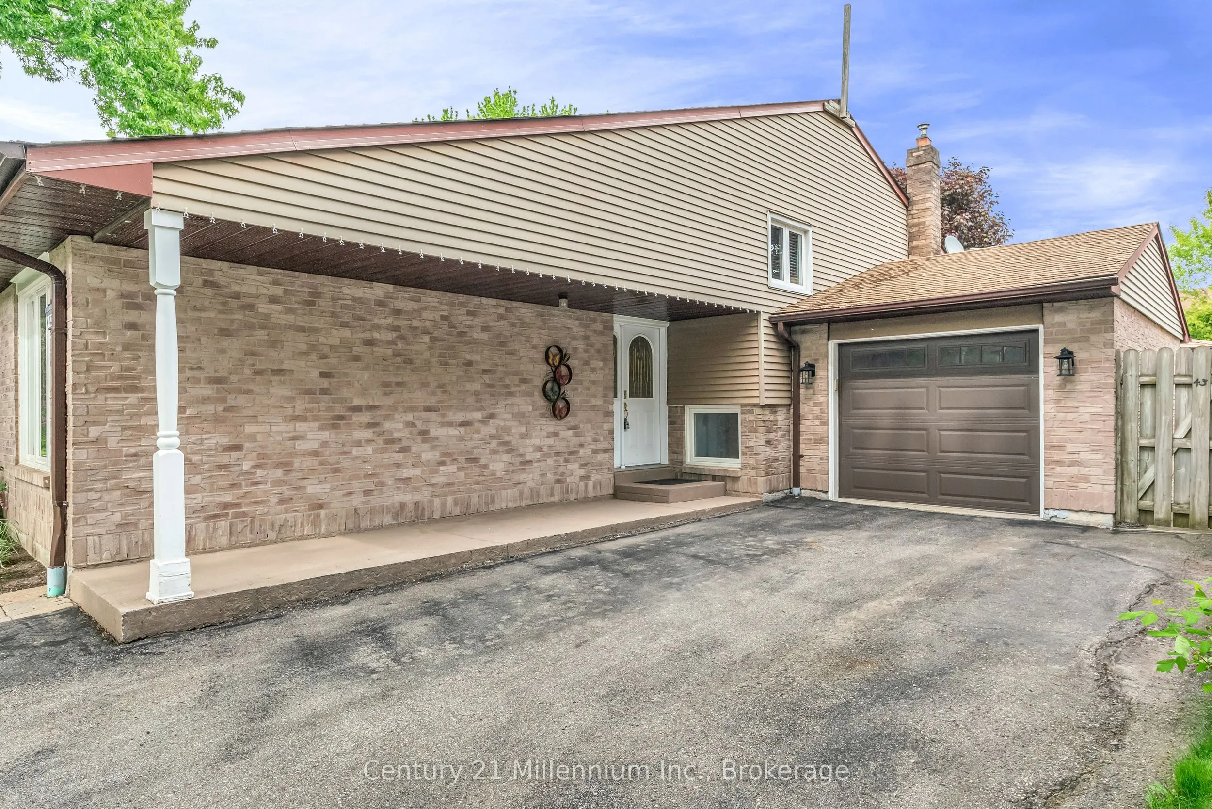 43 Stoddart Drive