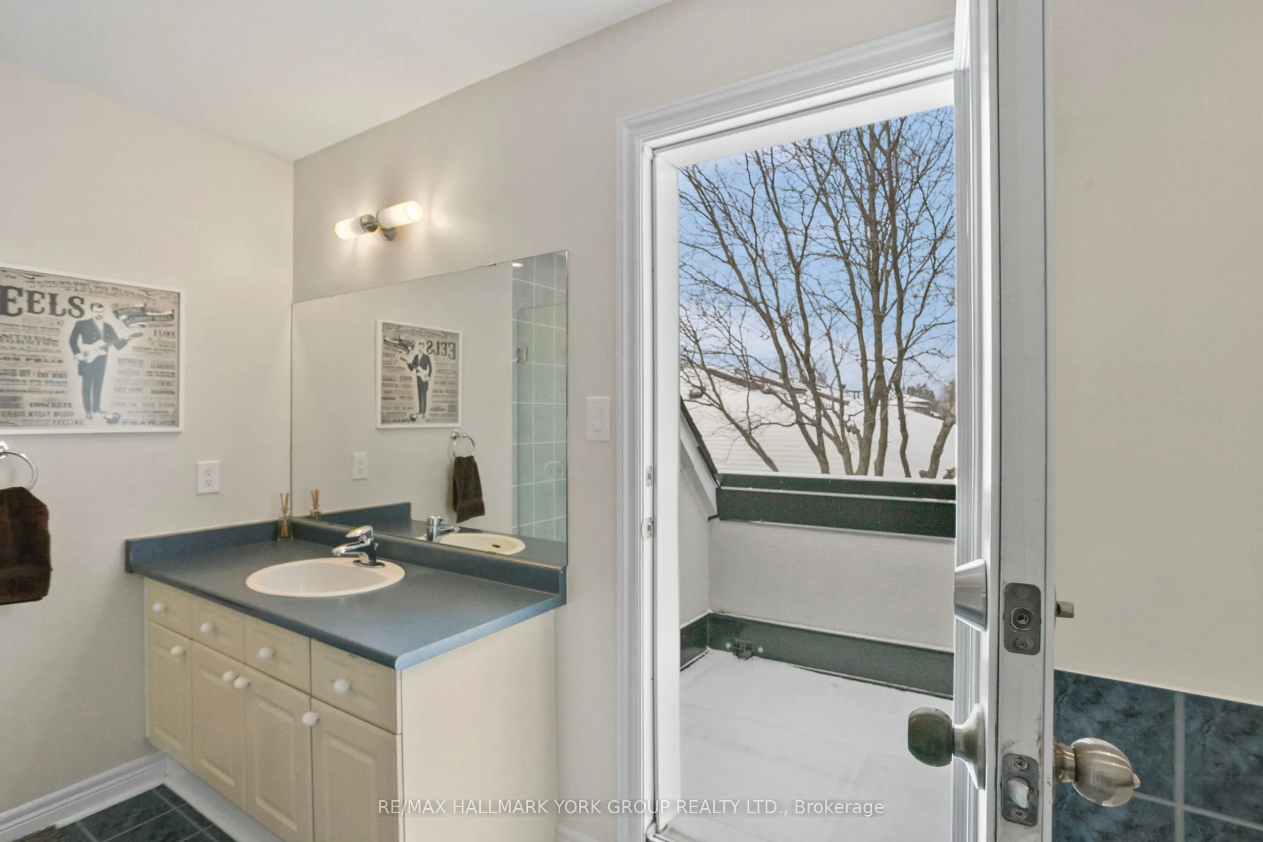 38 Hunt Avenue, #Unit 10