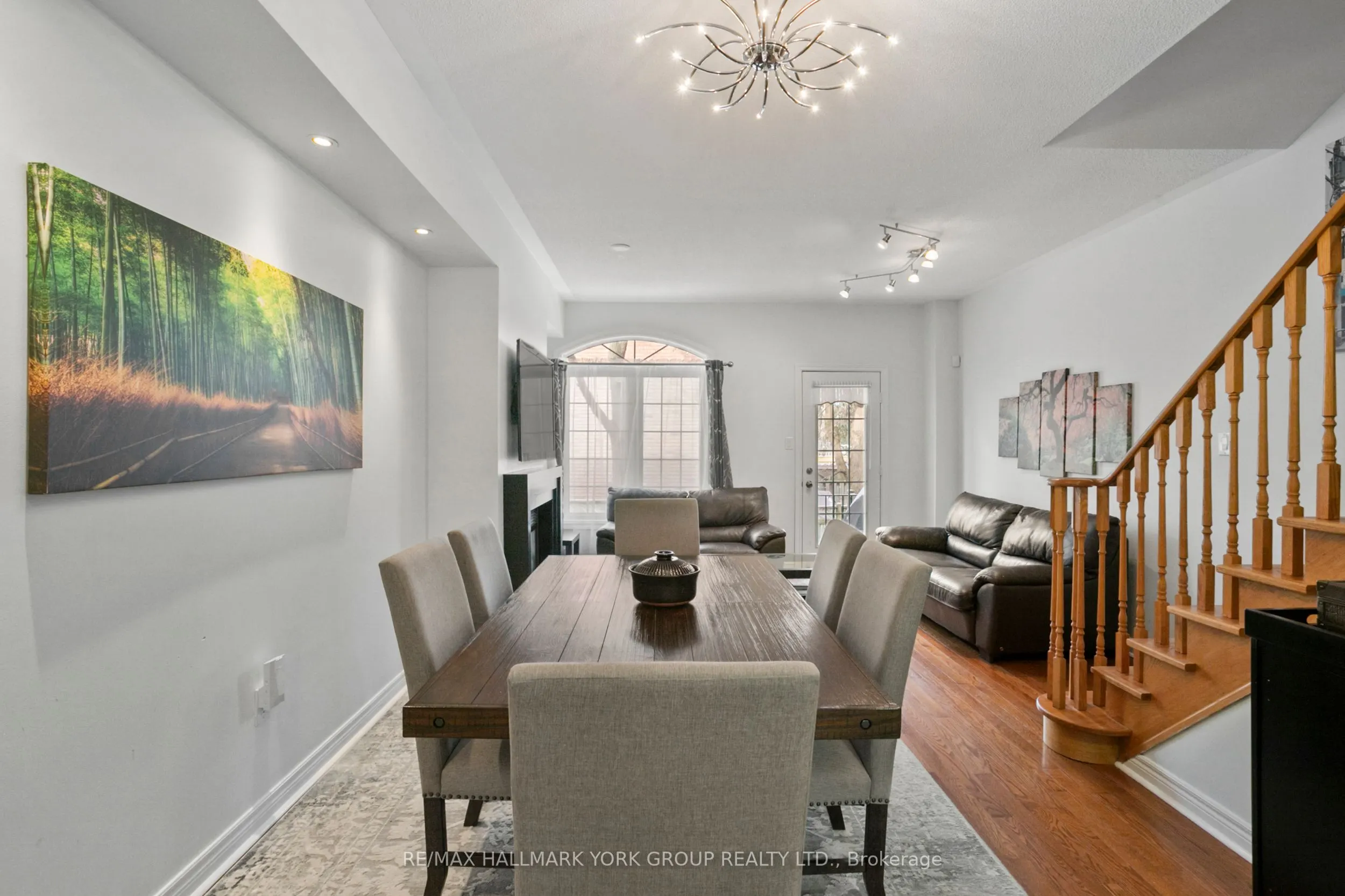 38 Hunt Avenue, #Unit 10