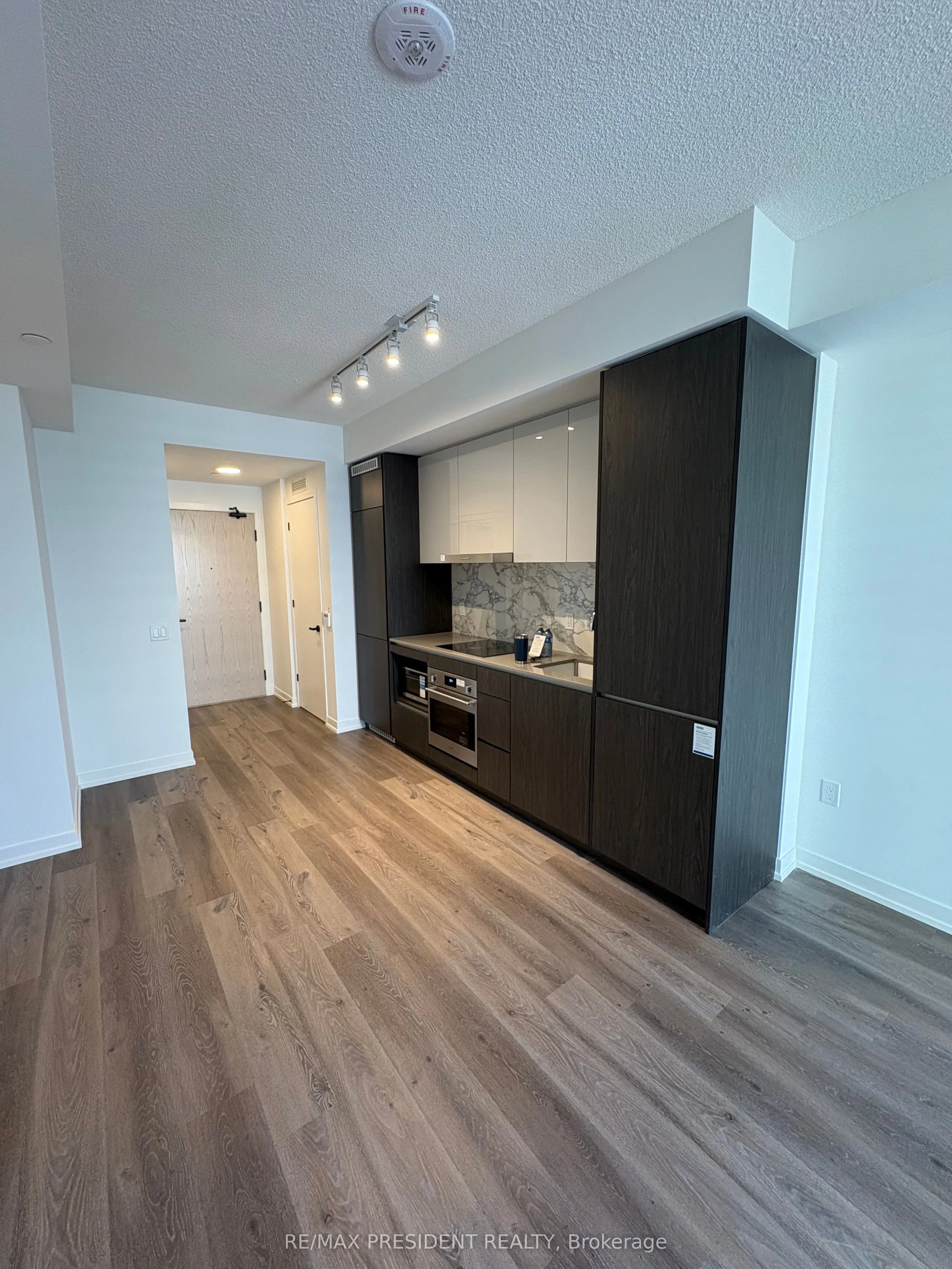 28 Interchange Way, #4502
