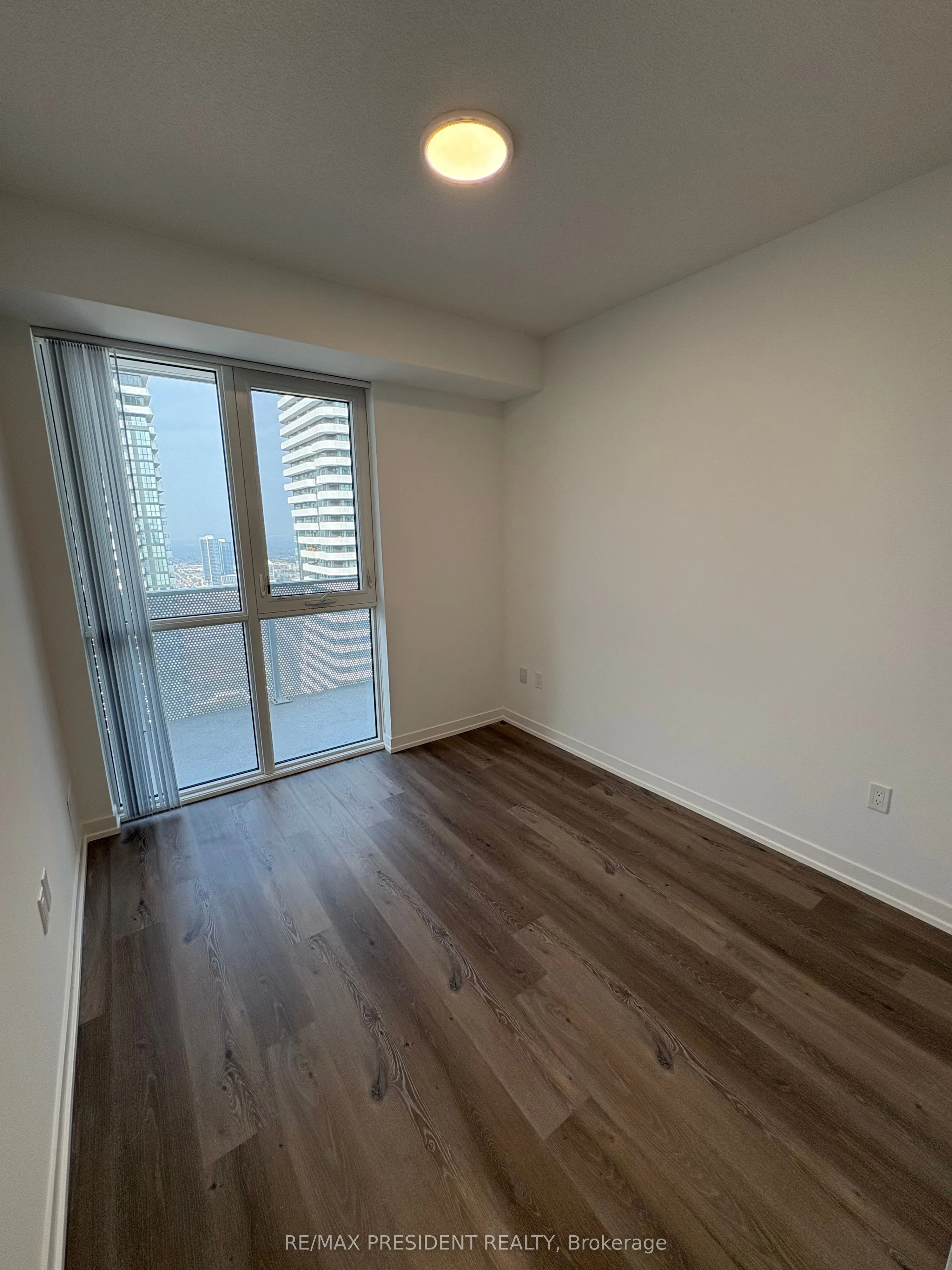 28 Interchange Way, #4502
