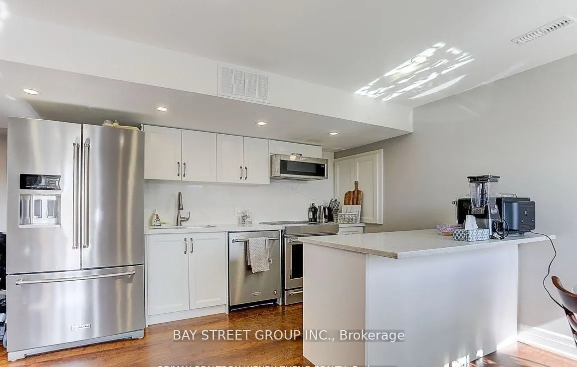 17 Ben Sinclair bs Street, #lower