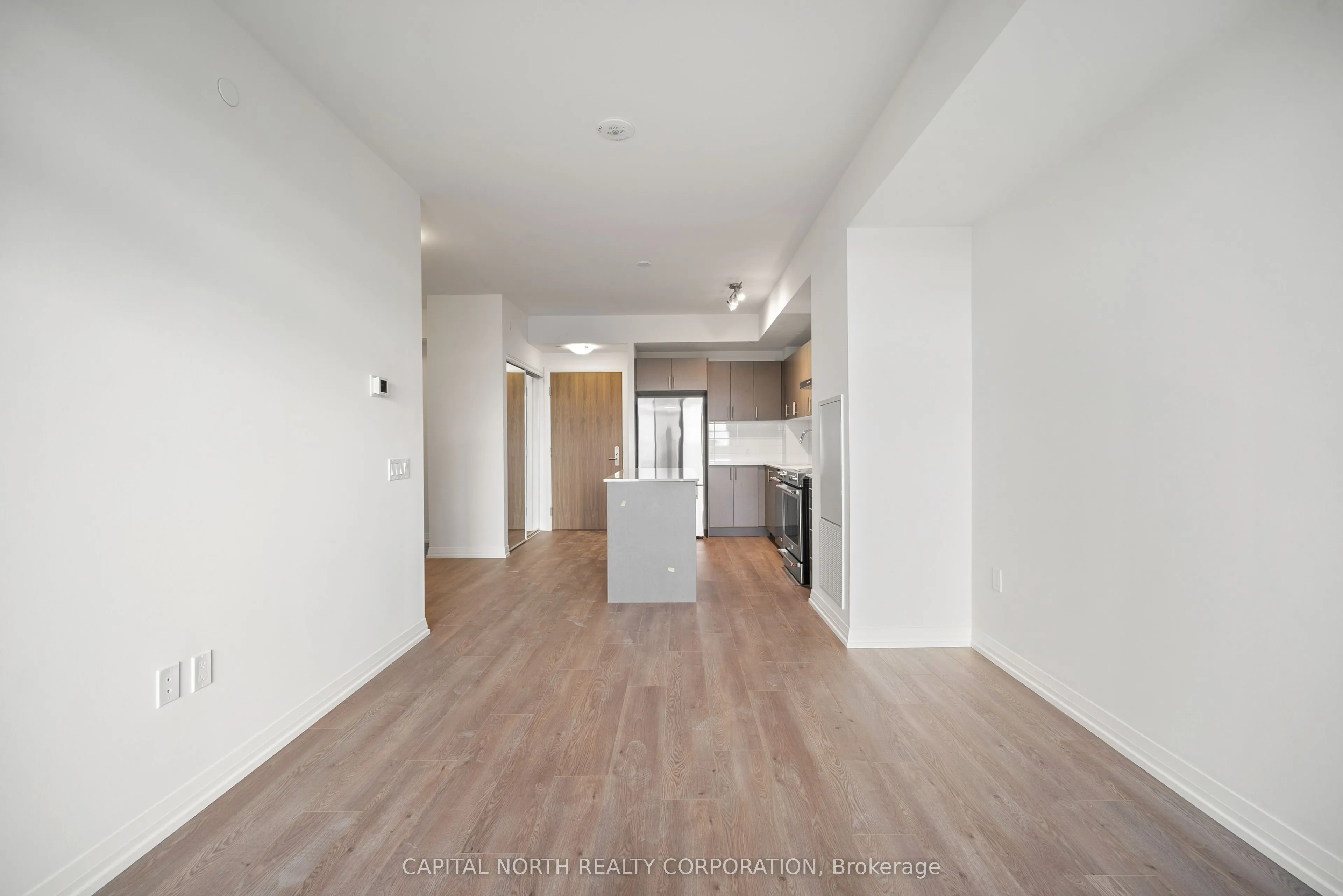 27 Korda Gate, #314