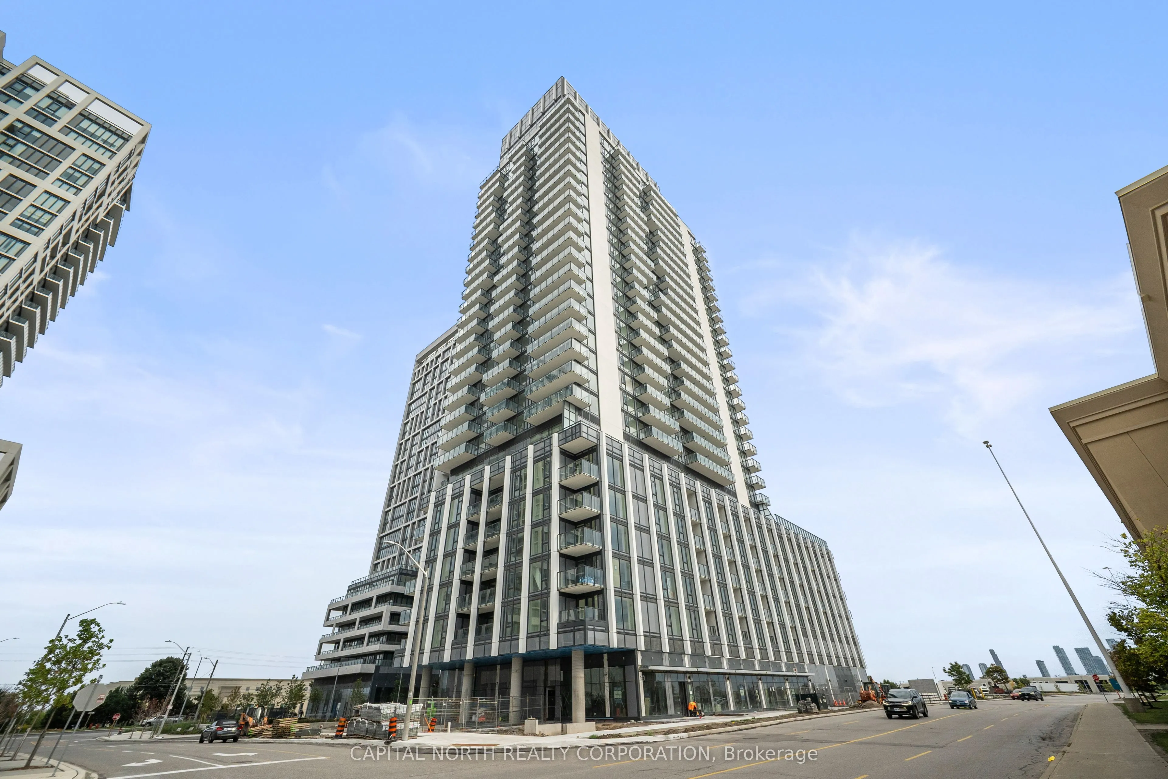 27 Korda Gate, #314
