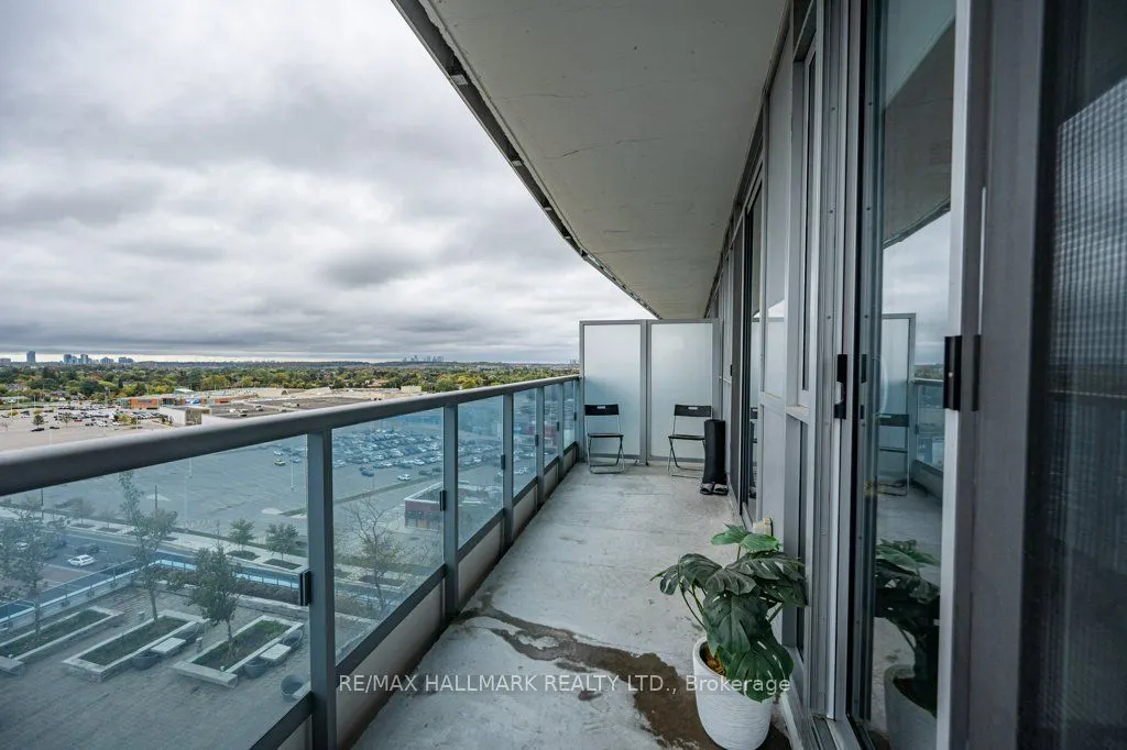 9471 Yonge Street, #1220