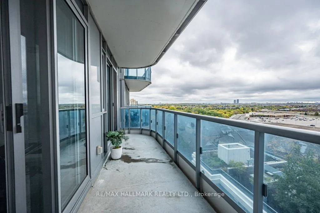 9471 Yonge Street, #1220