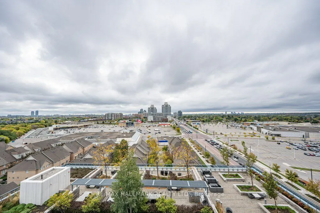 9471 Yonge Street, #1220