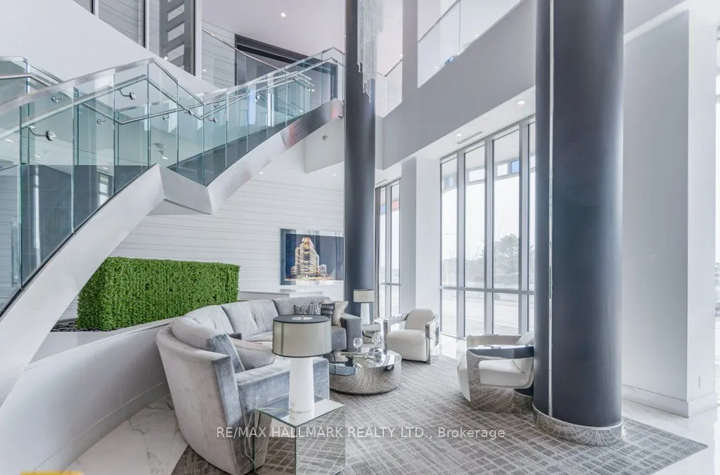 9471 Yonge Street, #1220