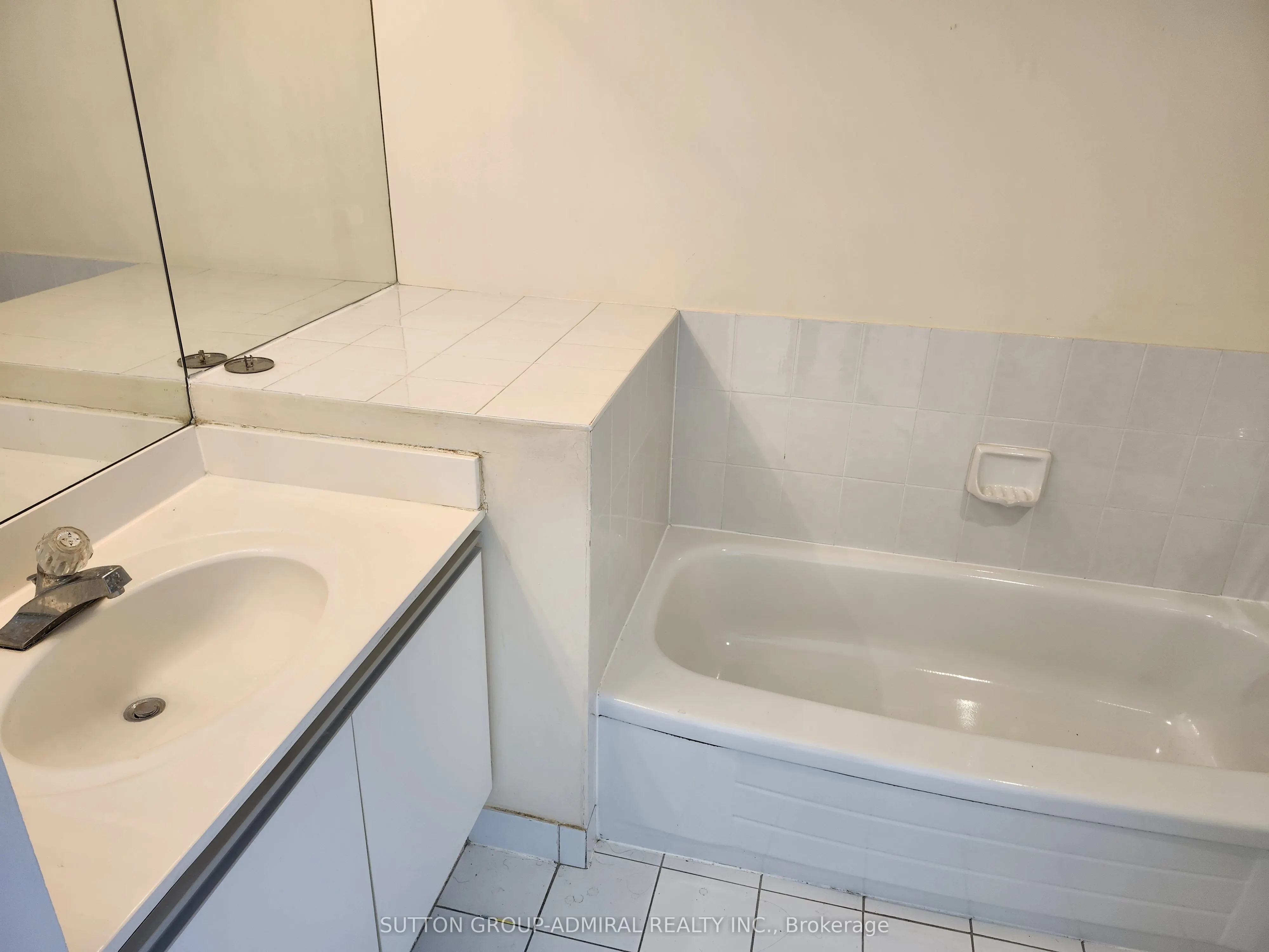 120 Promenade Circle, #910