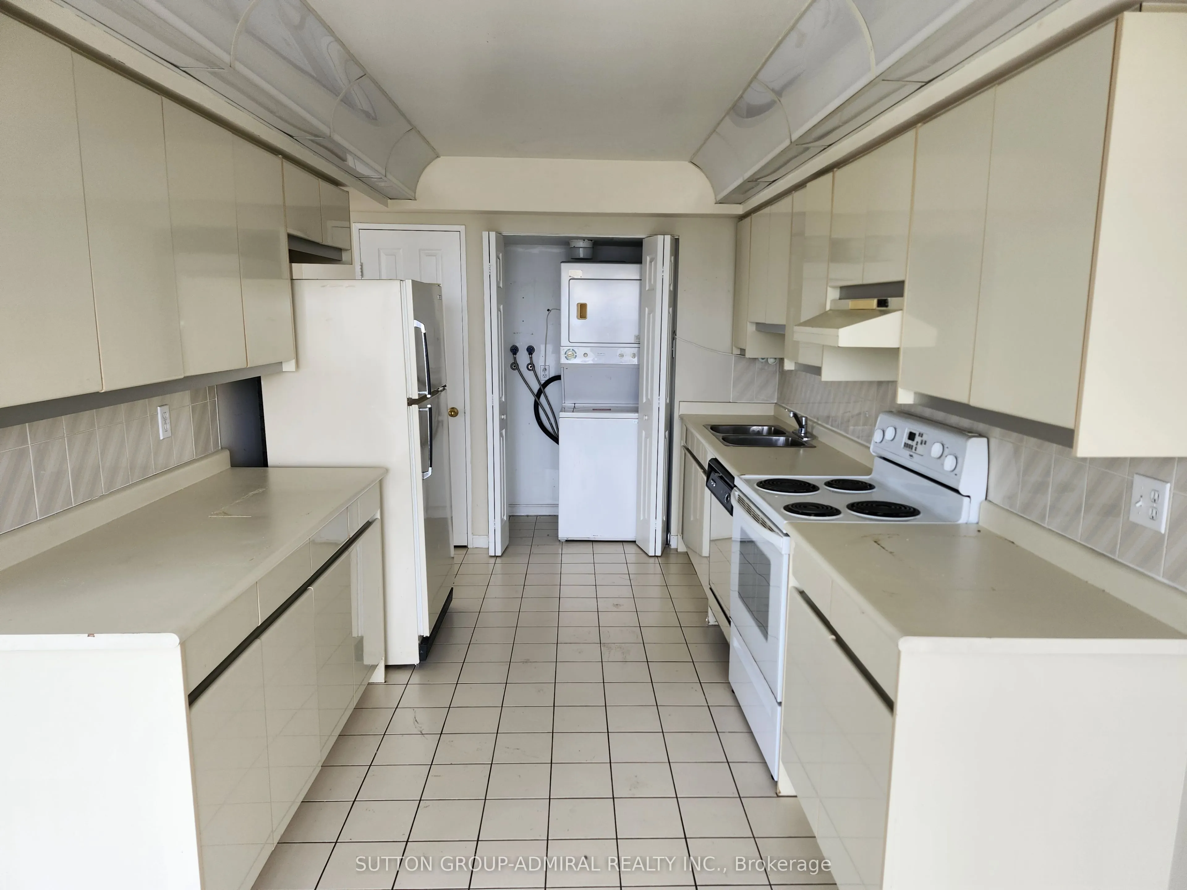 120 Promenade Circle, #910
