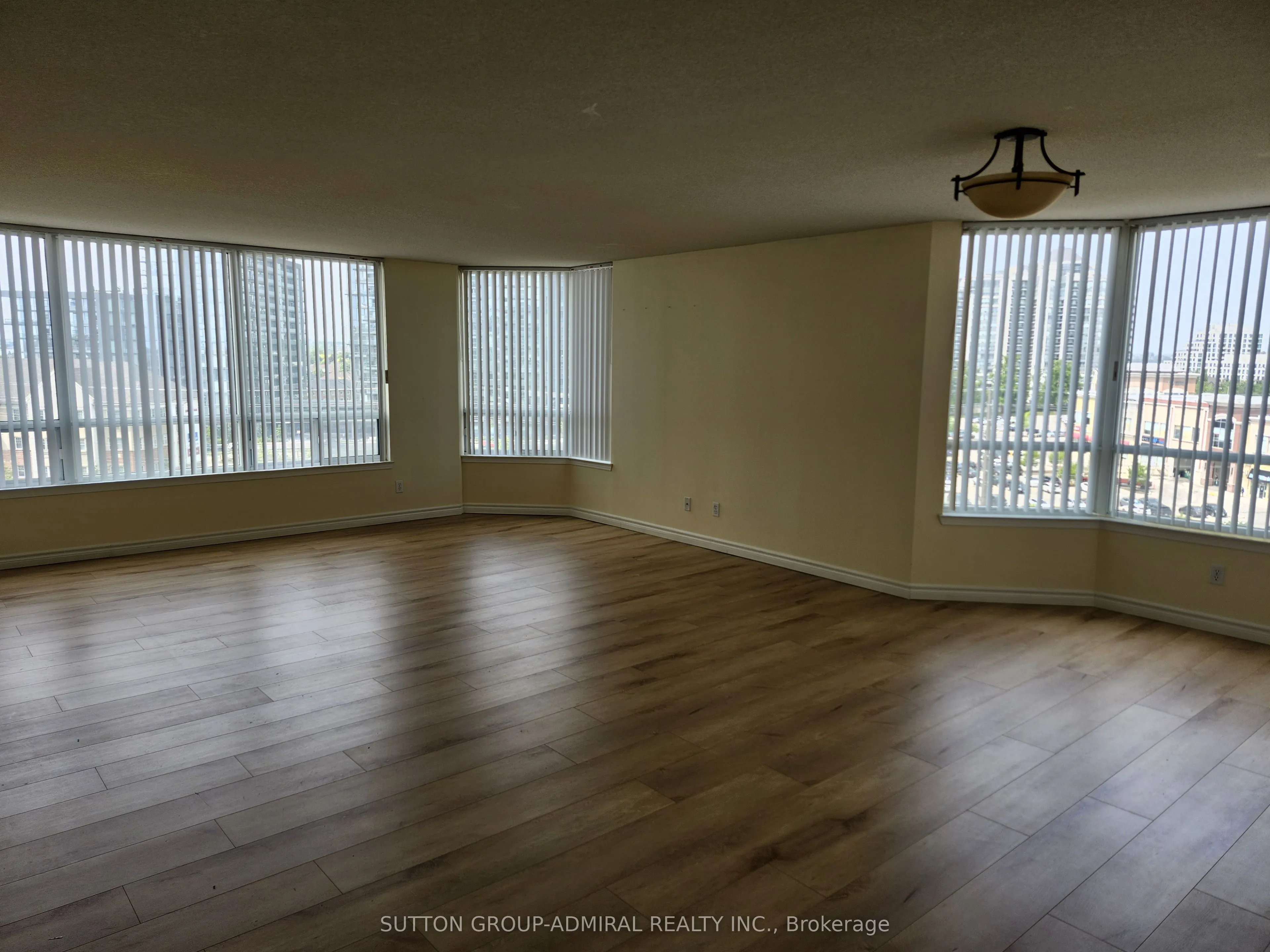 120 Promenade Circle, #910