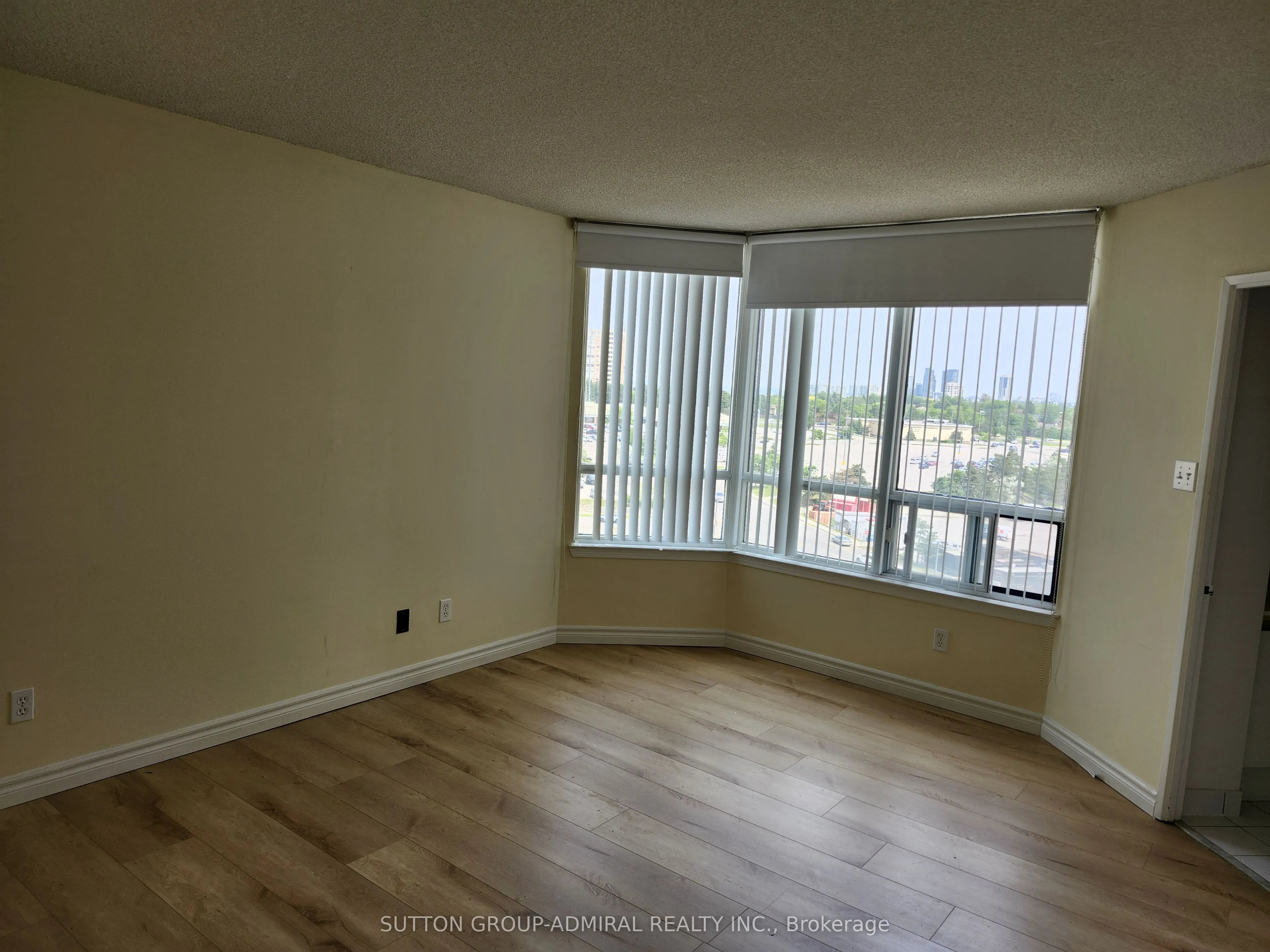 120 Promenade Circle, #910