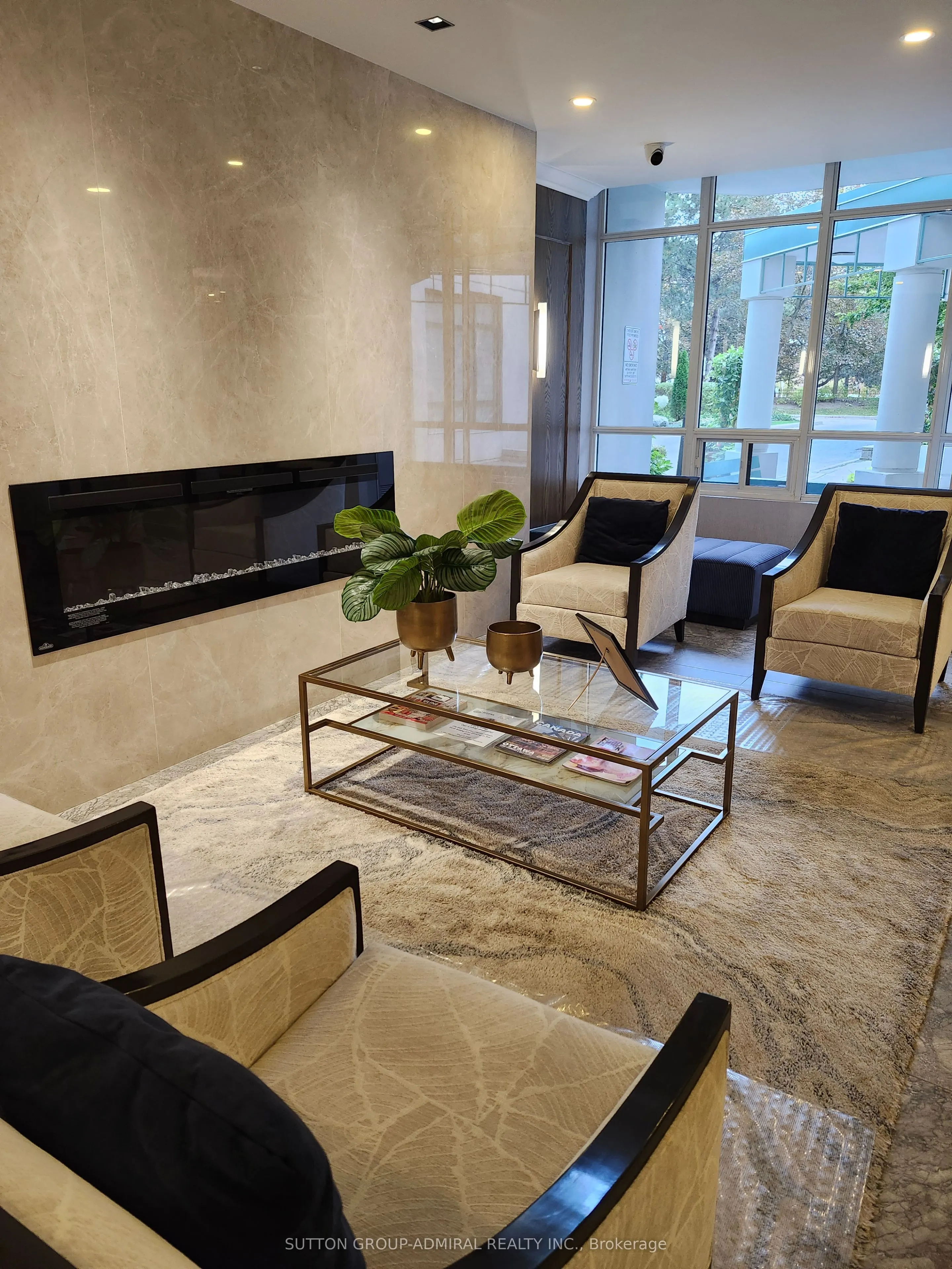 120 Promenade Circle, #910