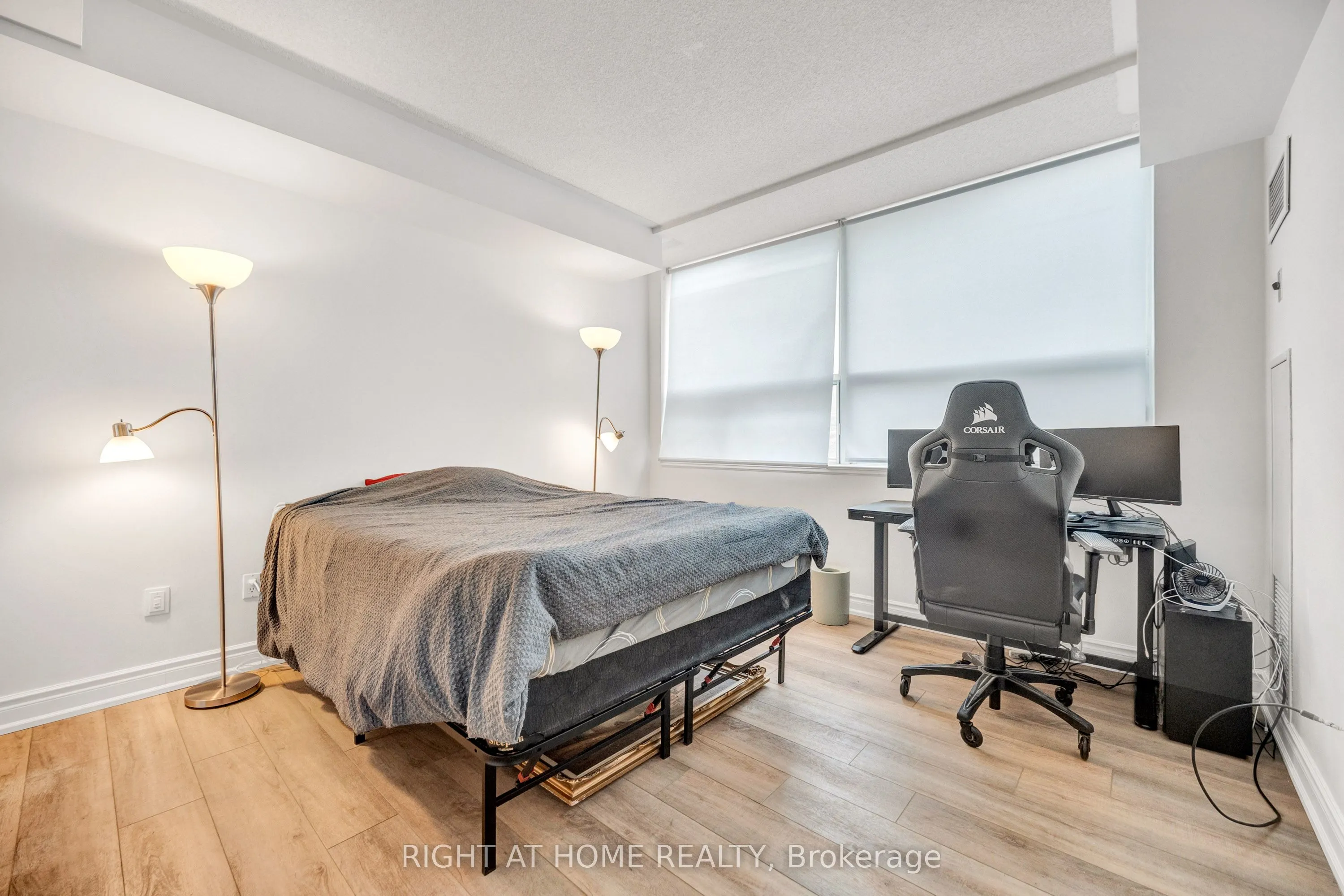 7398 Yonge Street, #107A