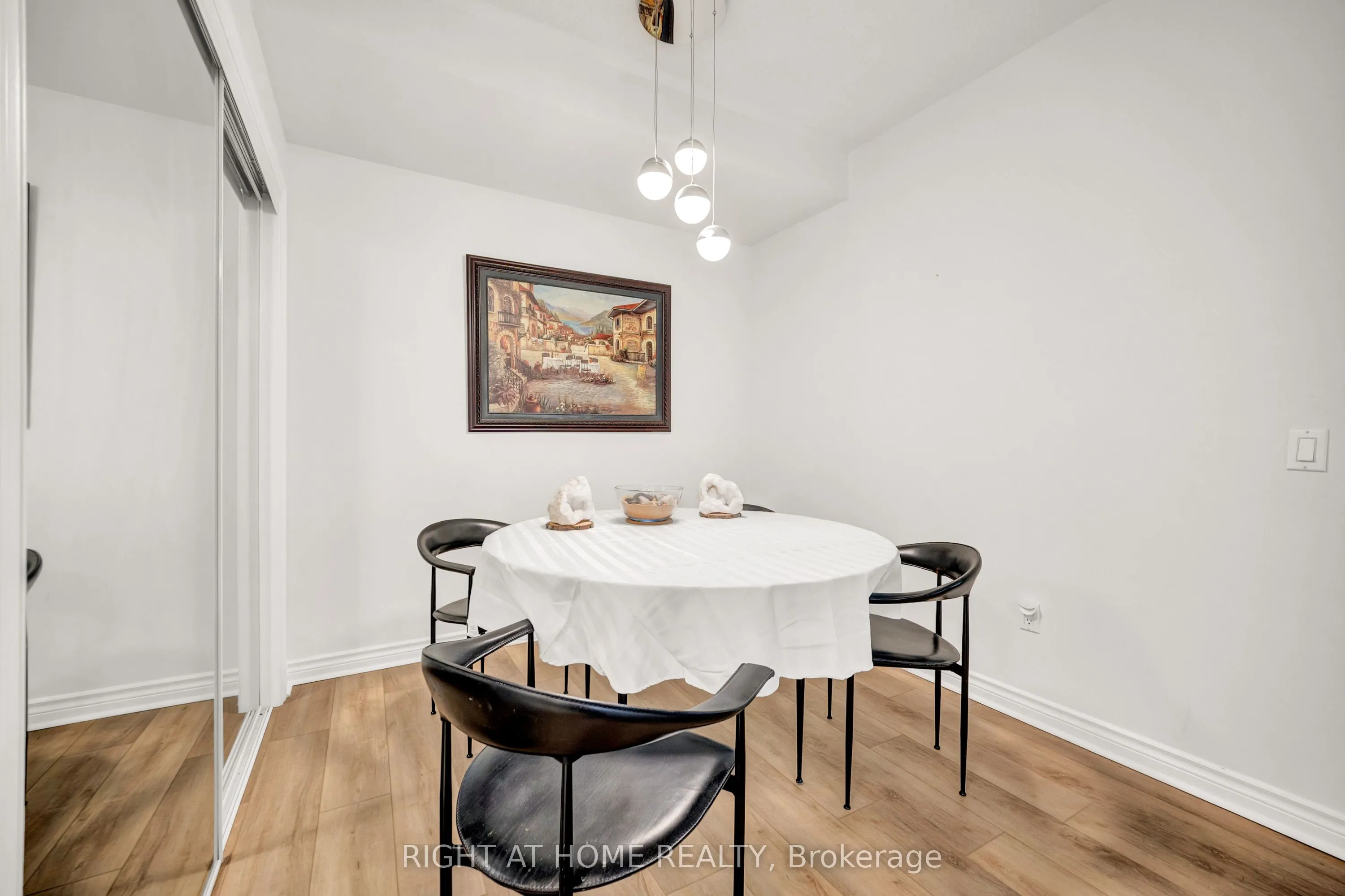 7398 Yonge Street, #107A