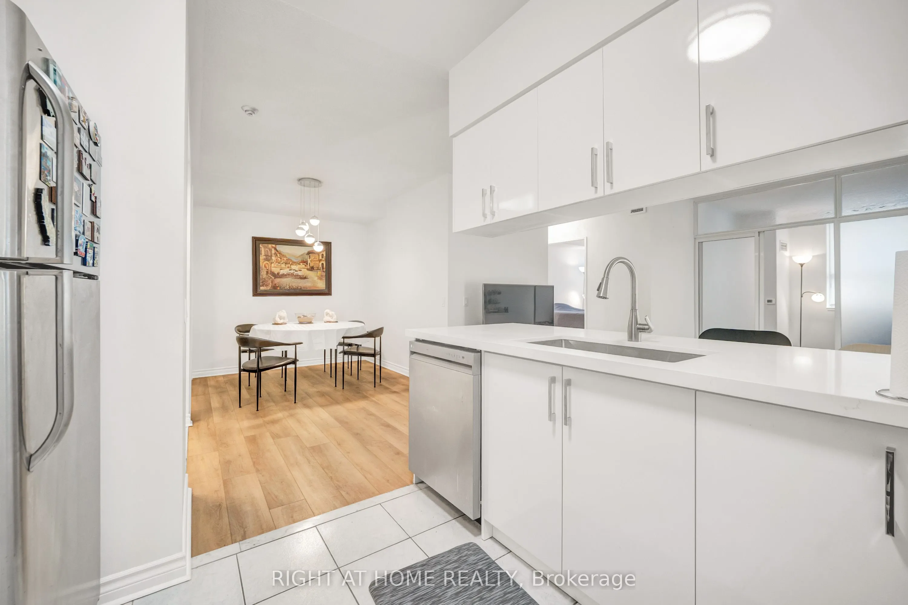 7398 Yonge Street, #107A