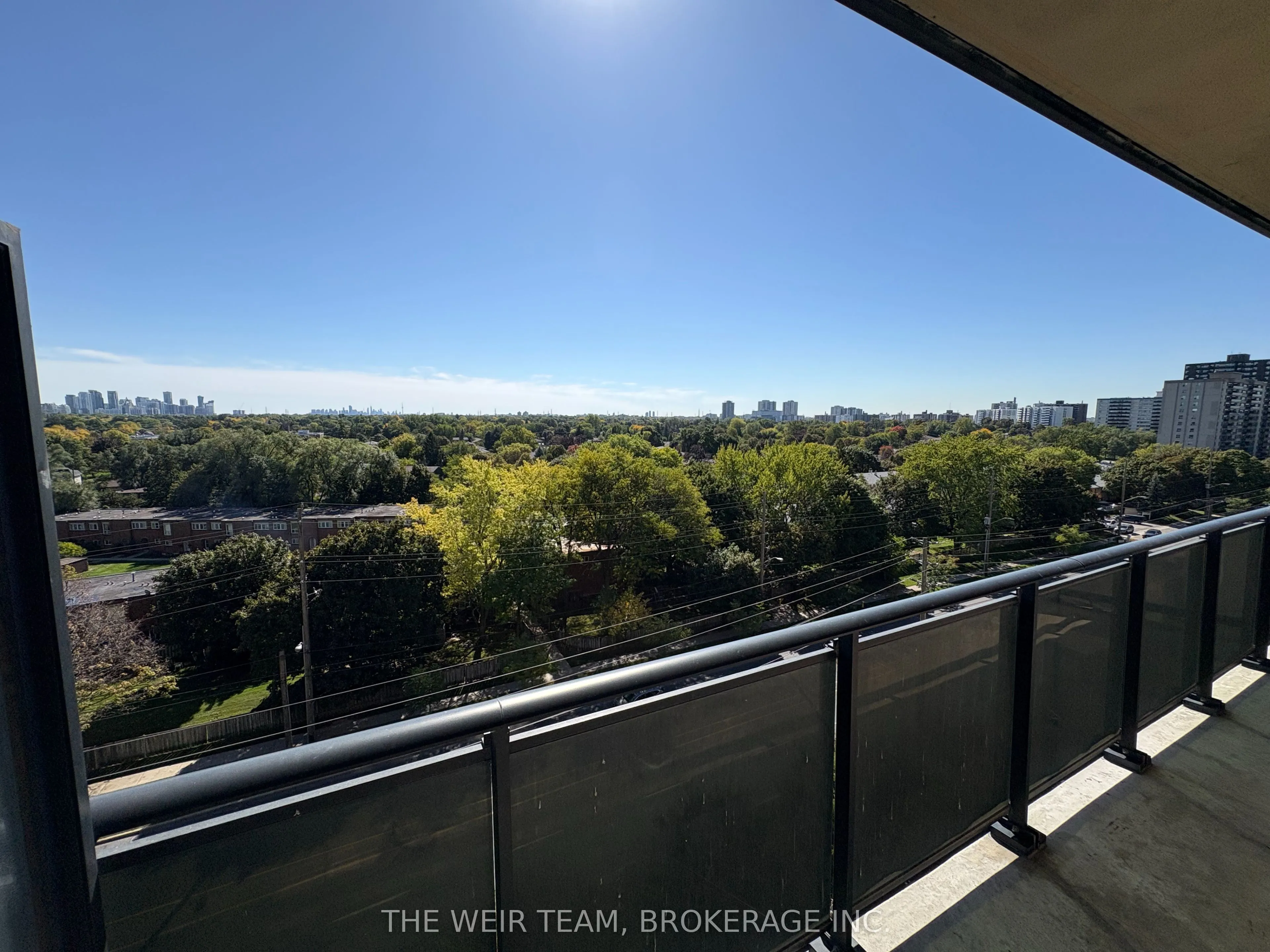 520 Steeles Avenue W, #908