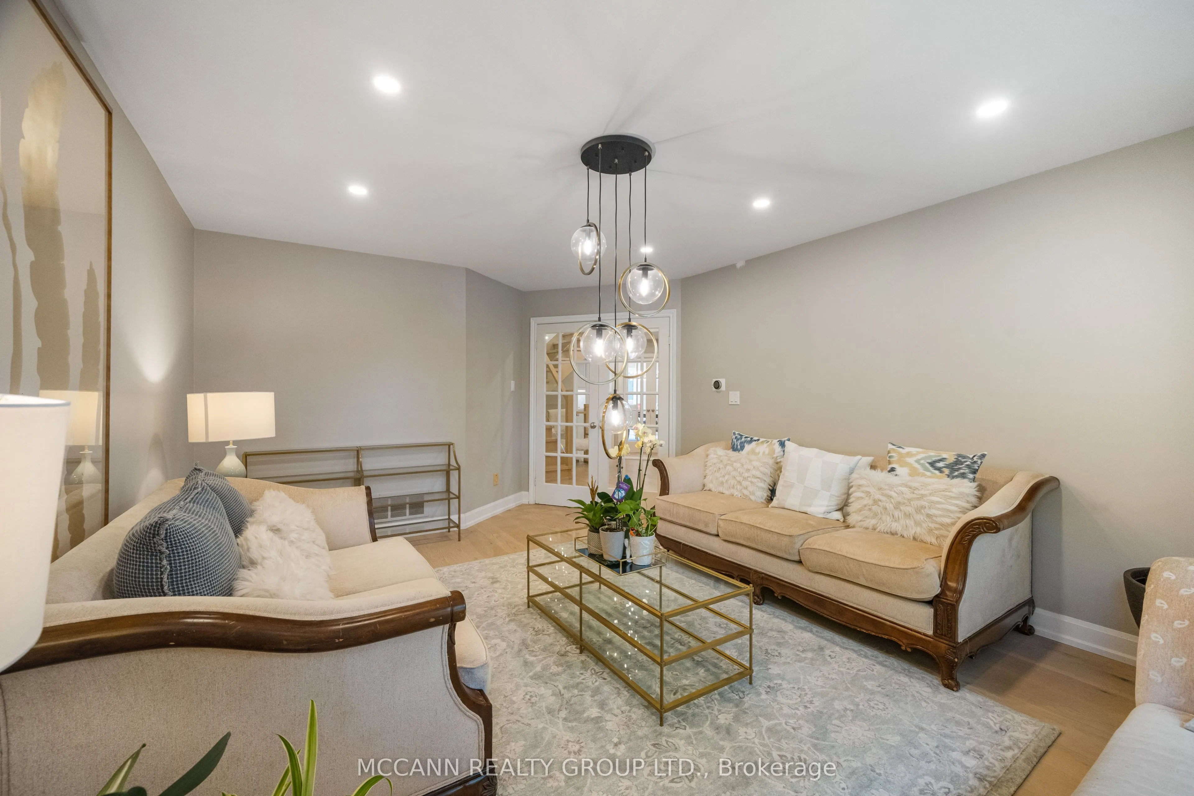 5 Waverley Crescent