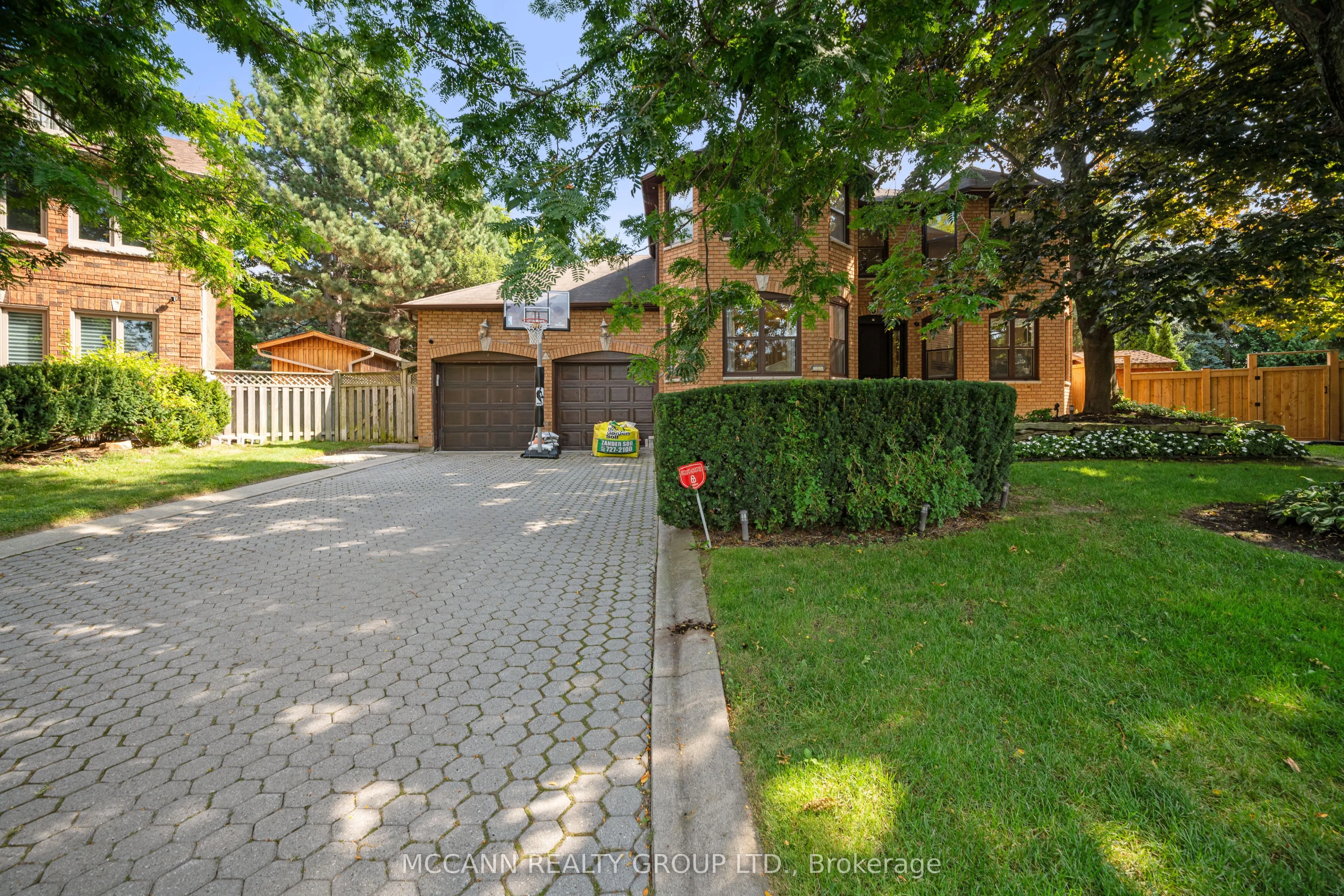 5 Waverley Crescent