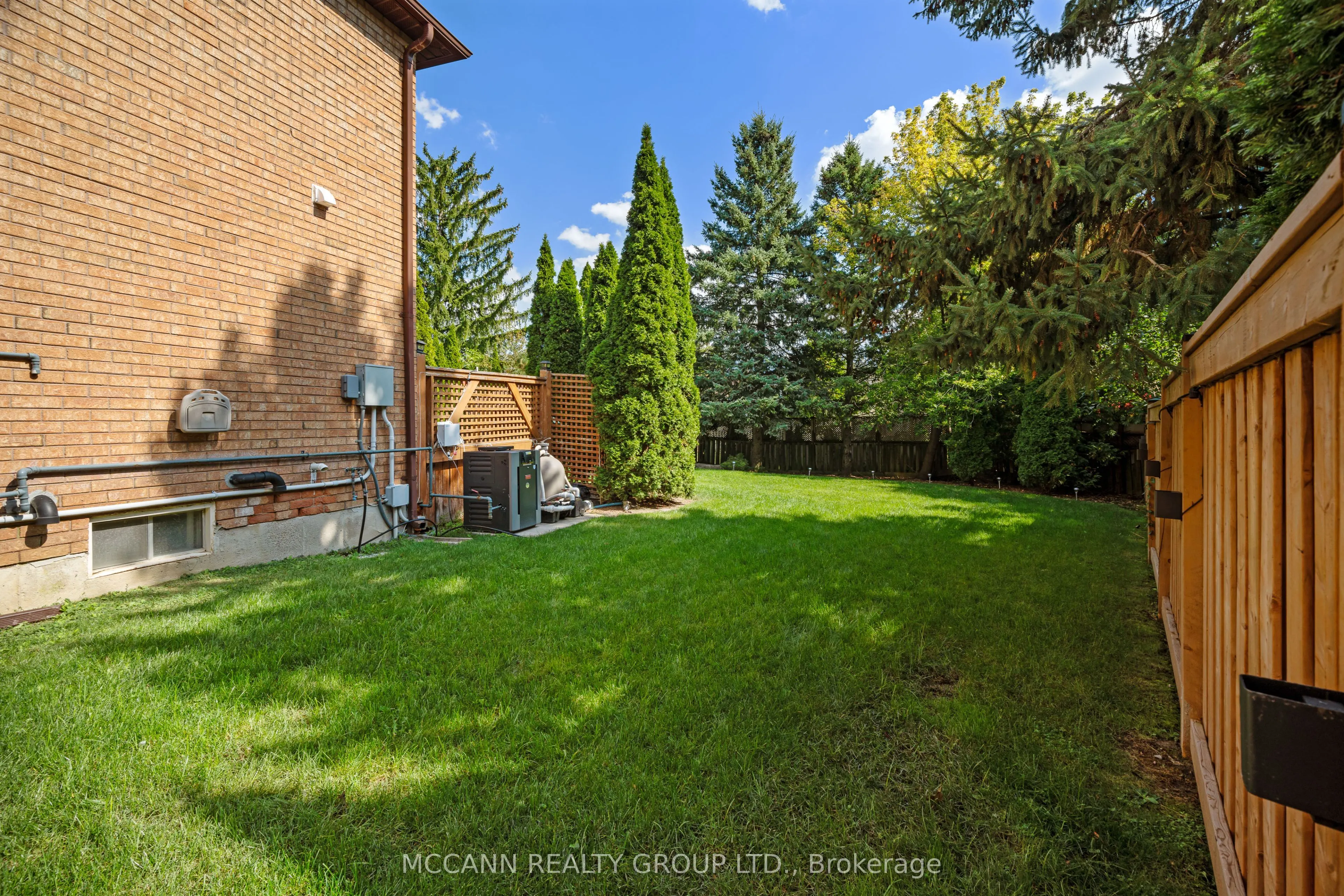 5 Waverley Crescent