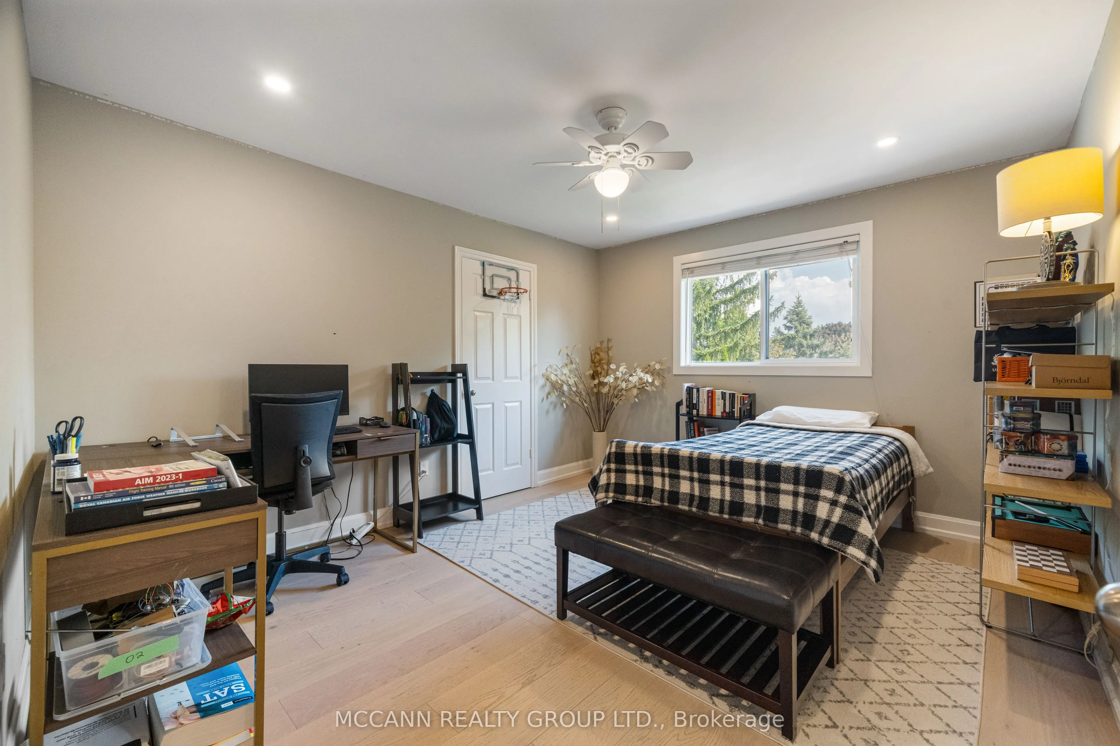 5 Waverley Crescent