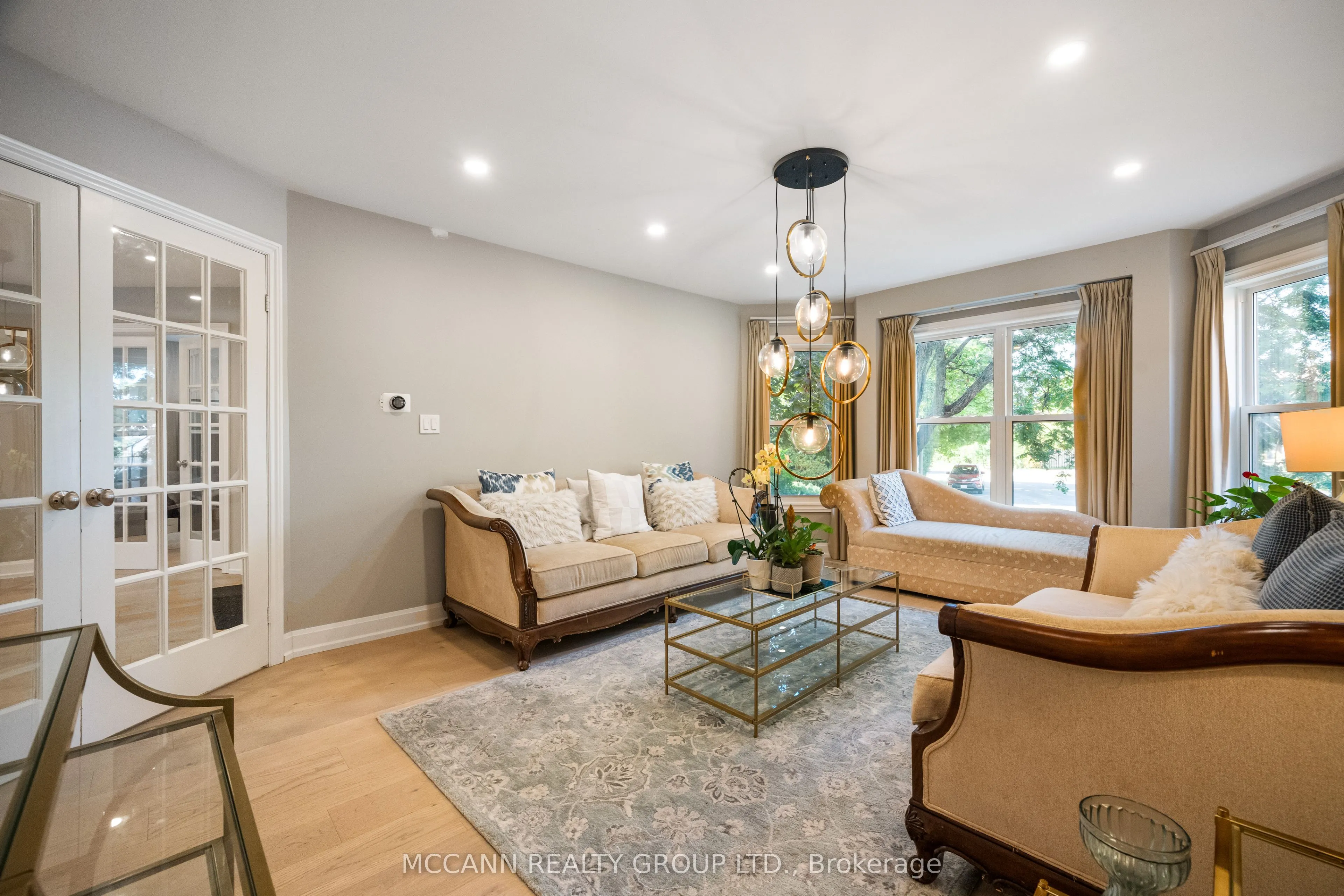 5 Waverley Crescent