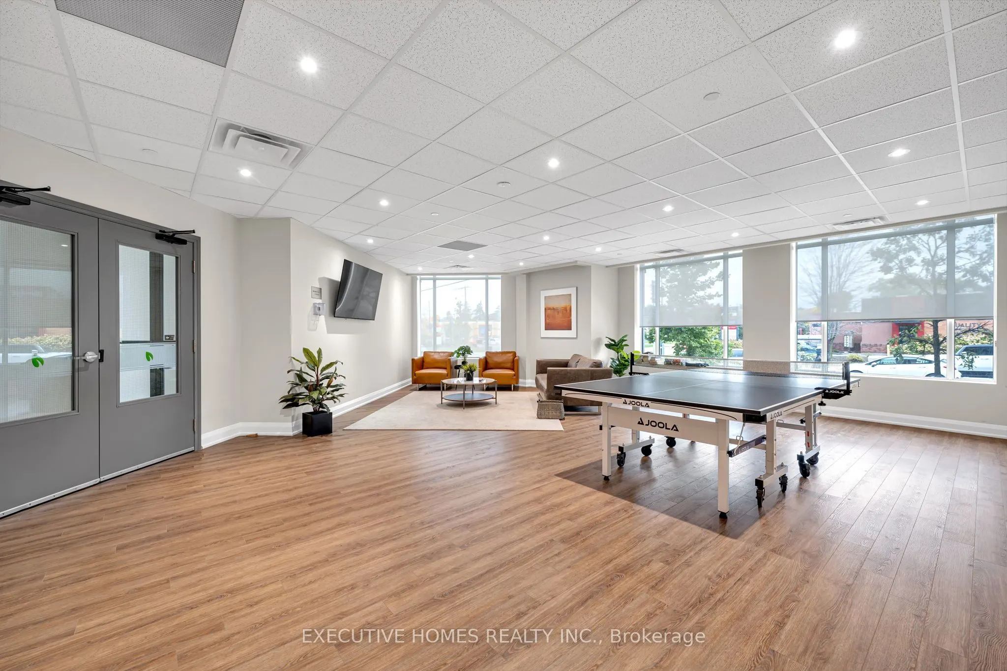 5917 Main Street, #413