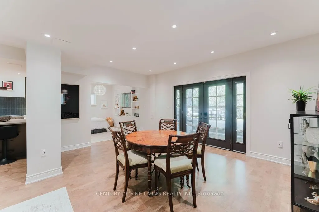 96 Wolf Creek Crescent